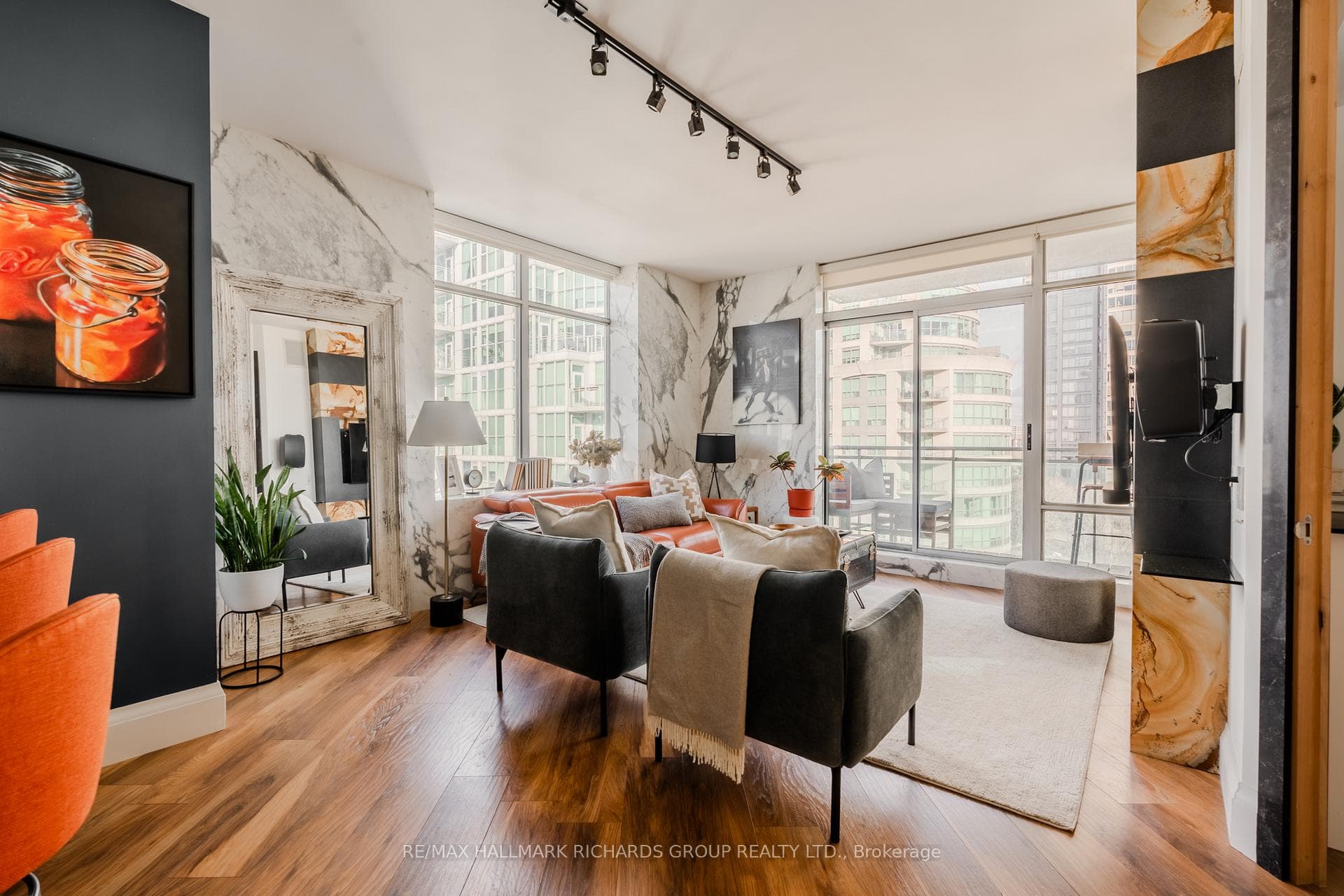 5 Marine Parade Drive Unit 909, Liberty Village / Parkdale / South Parkdale, ON M8V 4B4 - Photo 1