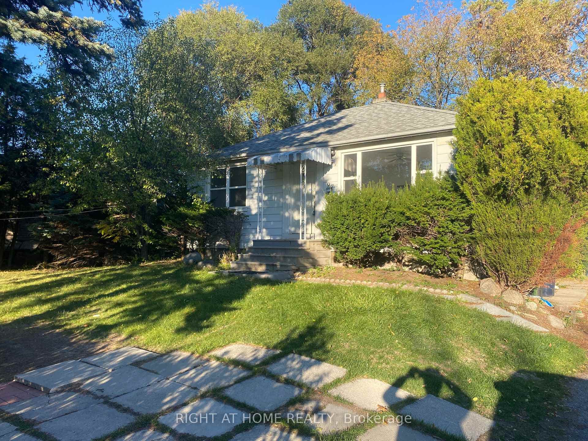 97 Galloway Road, Rouge / Port Union / Malvern, ON M1E 1W8 - Photo 1