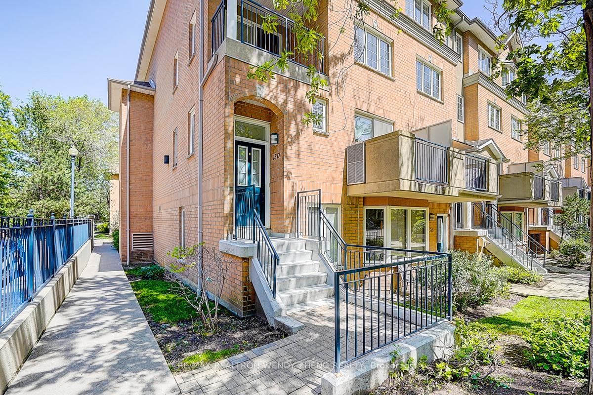 28 Sommerset Way Unit 1517, Willowdale / Newtonbrook, ON M2N 6W7 - Photo 1