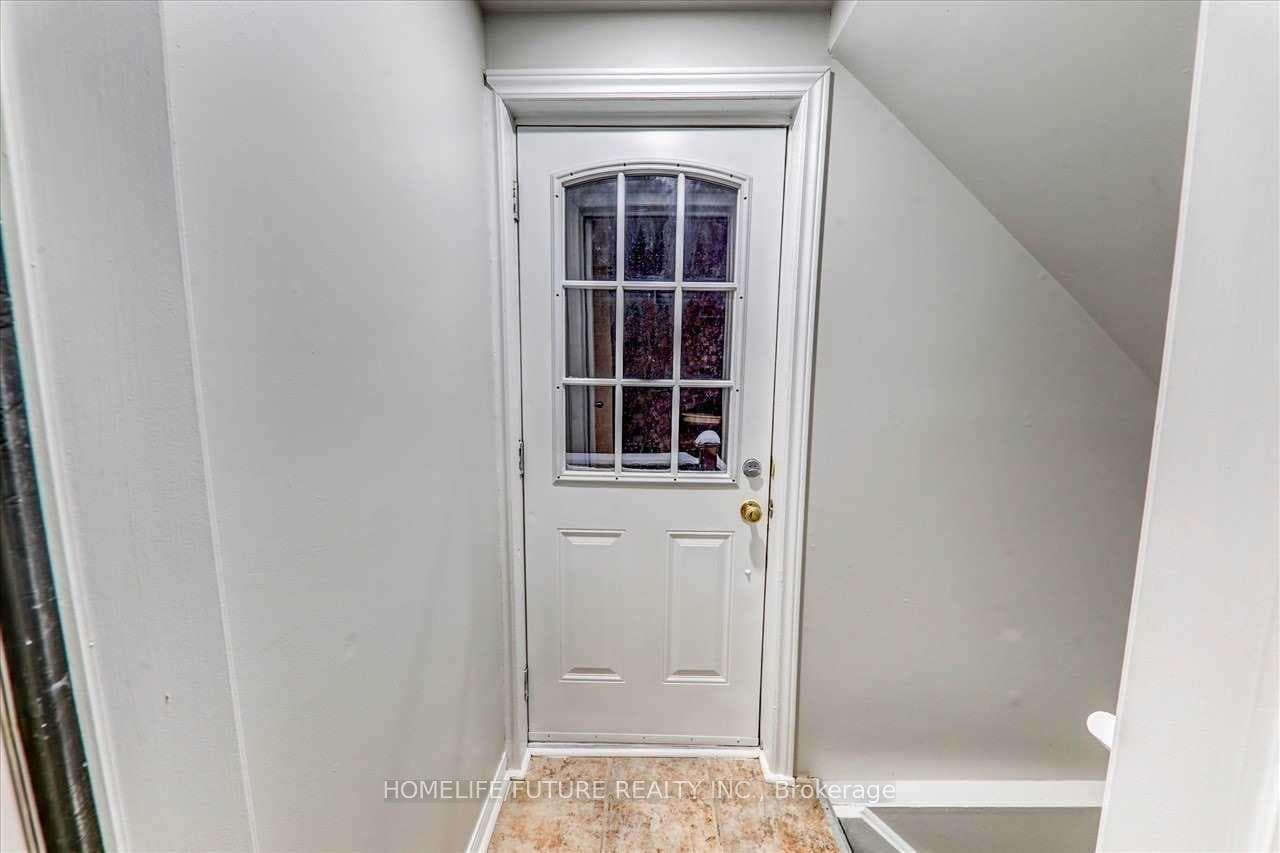 156 Raponi Circle Unit Bsmt, Scarborough (Morningside / West Hill), ON M1X 2C6 - Photo 1