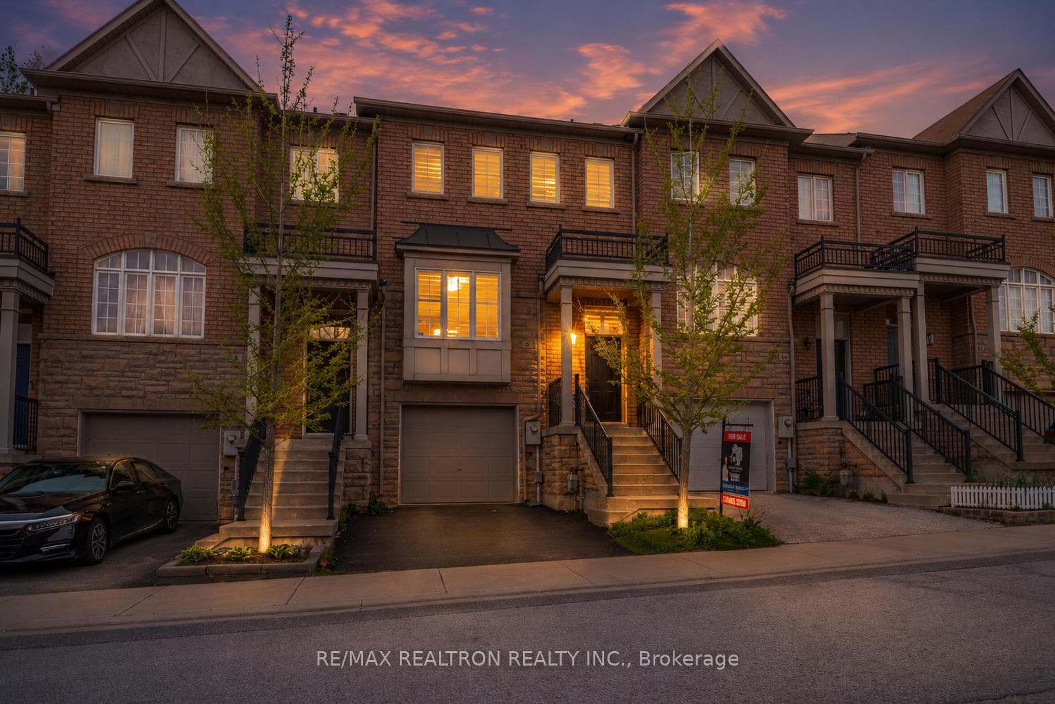 700 Summeridge Drive Unit 9, Vaughan, ON L4J 0C5 - Photo 1