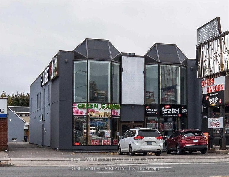 6174 Yonge Street Unit 204, Thornhill / Willowdale, ON M2M 3X1 - Photo 1