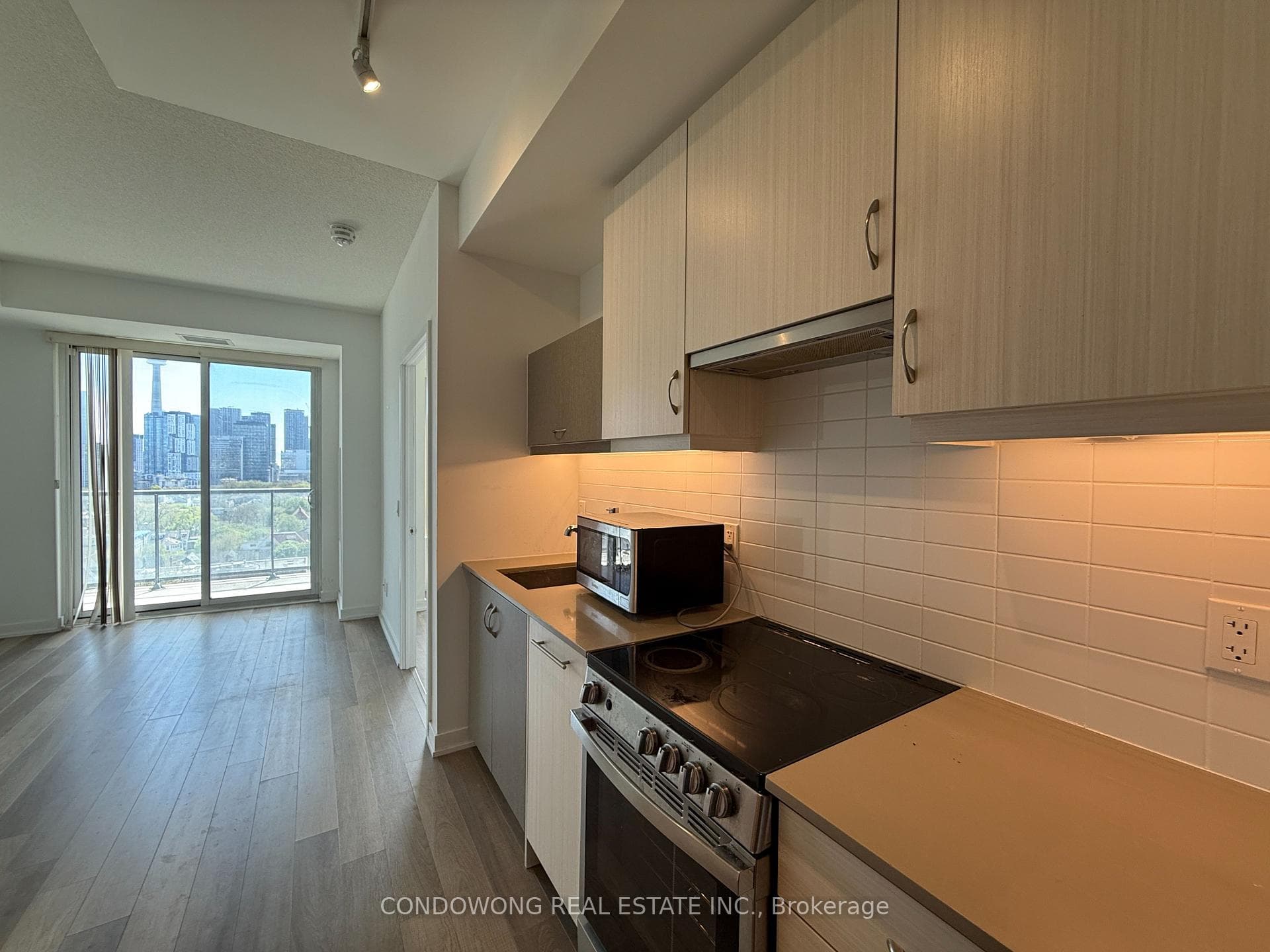 The whole unit is very bright and spacious