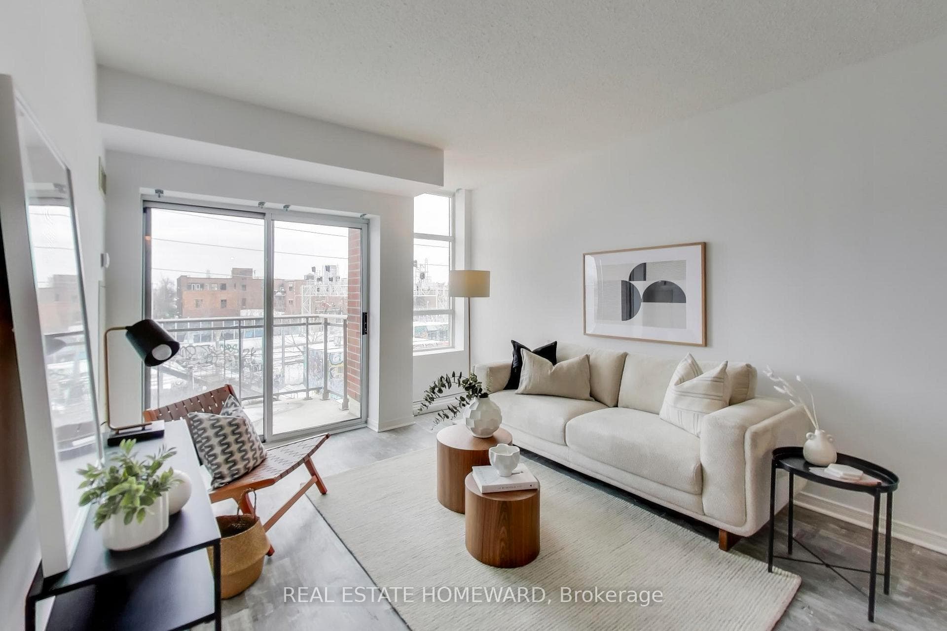 2495 Dundas Street Unit 412, Bloor West Village / Swansea, ON M6P 1X4 - Photo 1