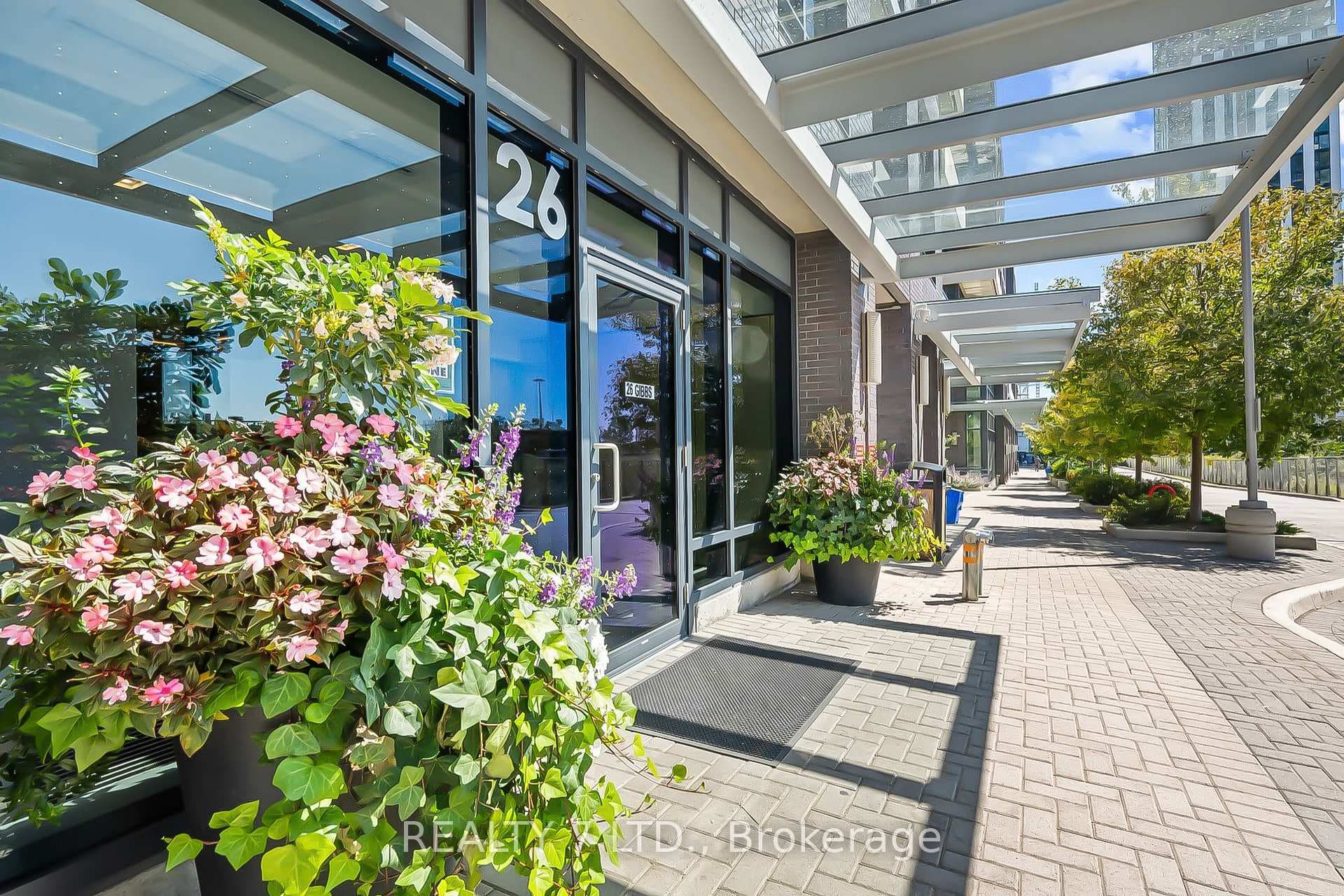 26 Gibbs Road Unit 838, Etobicoke (Islington / Rexdale), ON M9B 0E3 - Photo 1