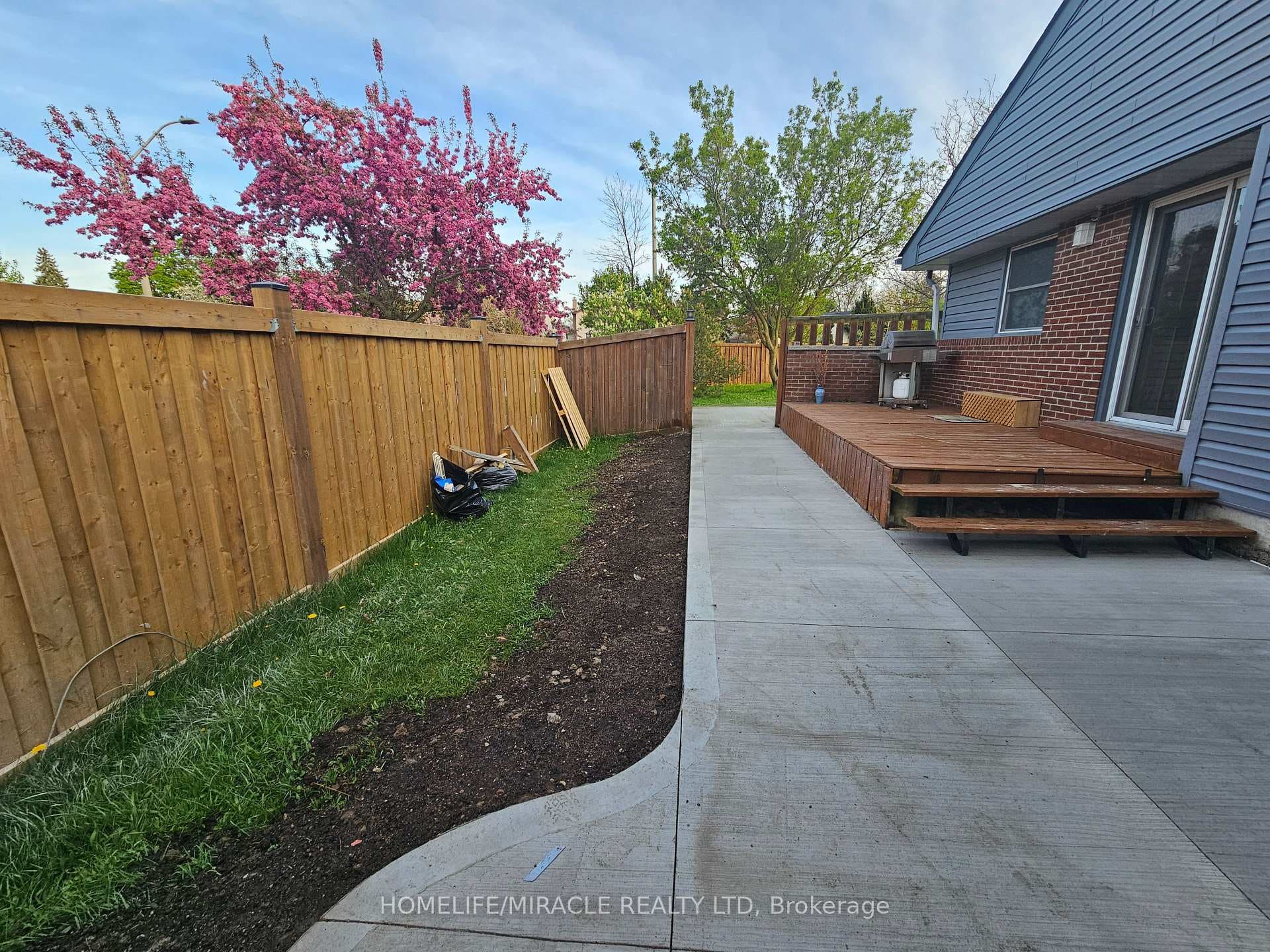 6306 Crickadorn Court, Mississauga, ON L5N 2J6 - Photo 1