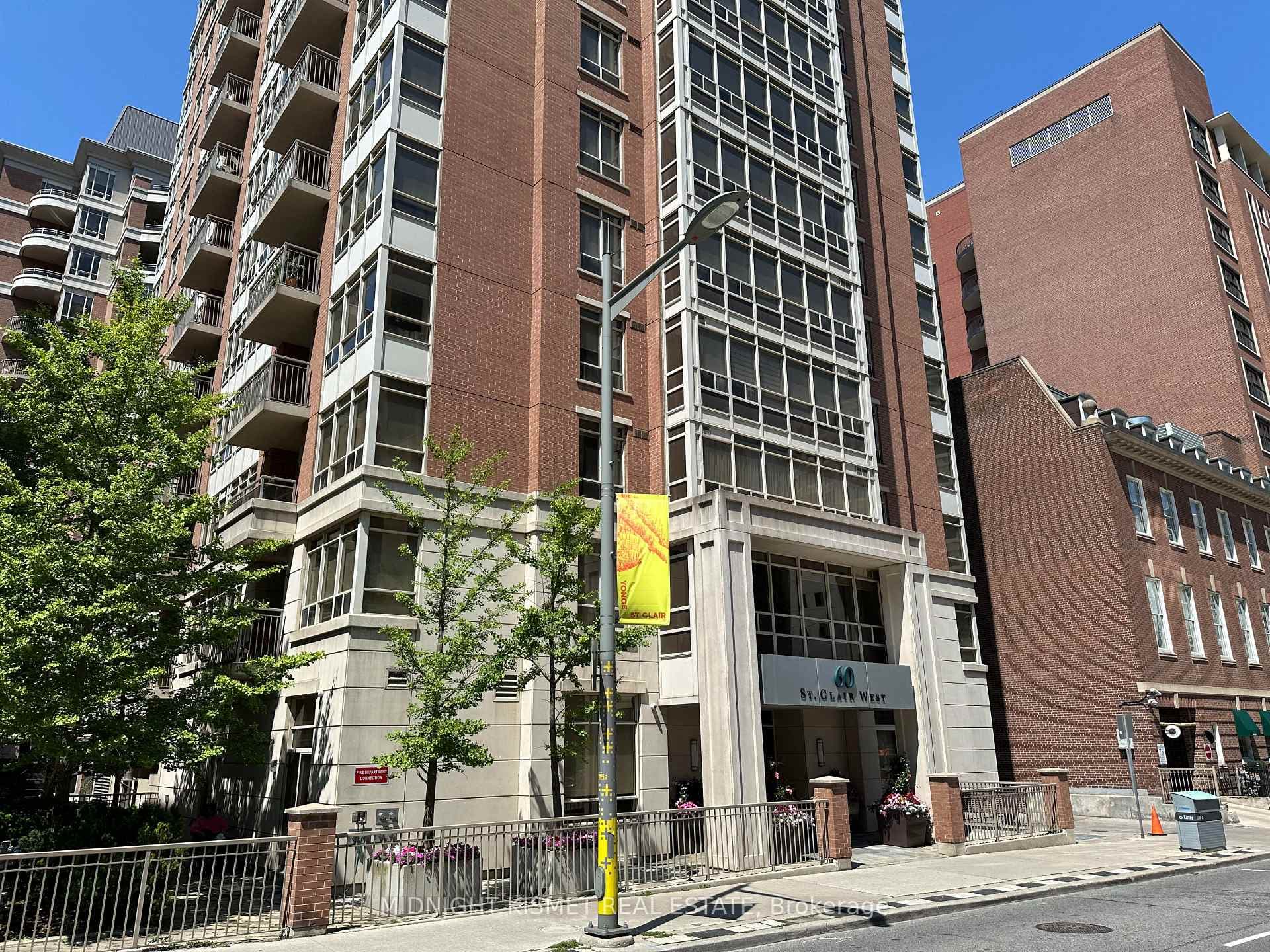 60 St Clair Avenue Unit 502, Toronto C02
