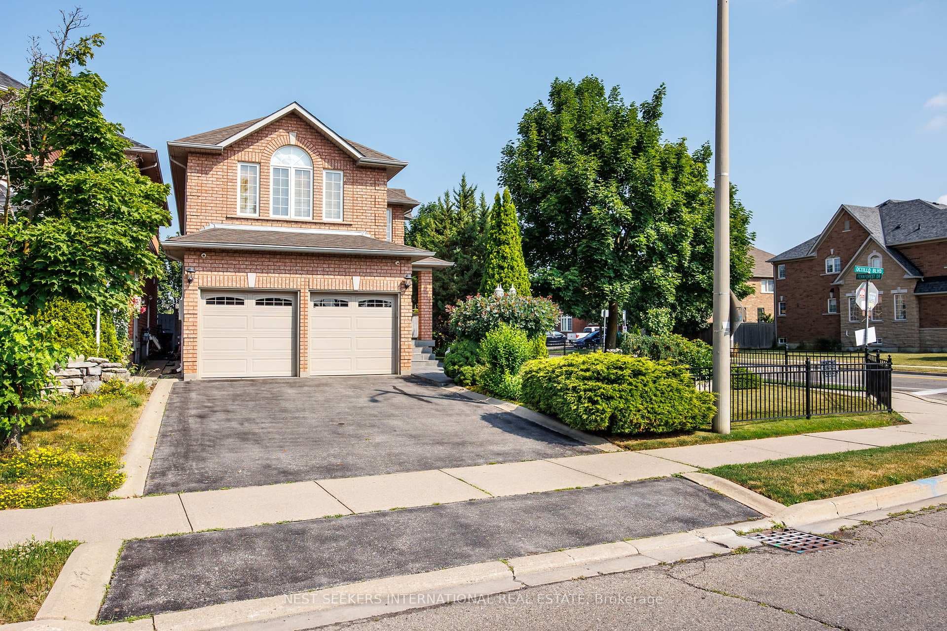 422 Fernforest Drive, Brampton, ON L6R 2P7 - Photo 1