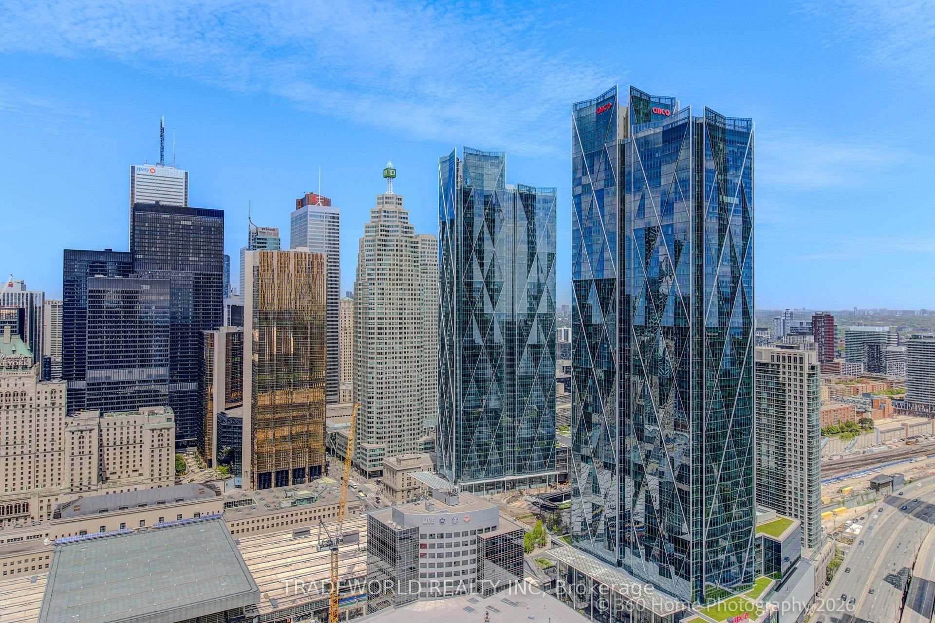 100 Harbour Street Unit 4706, Downtown Toronto / Waterfront, ON M5J 0B5 - Photo 1
