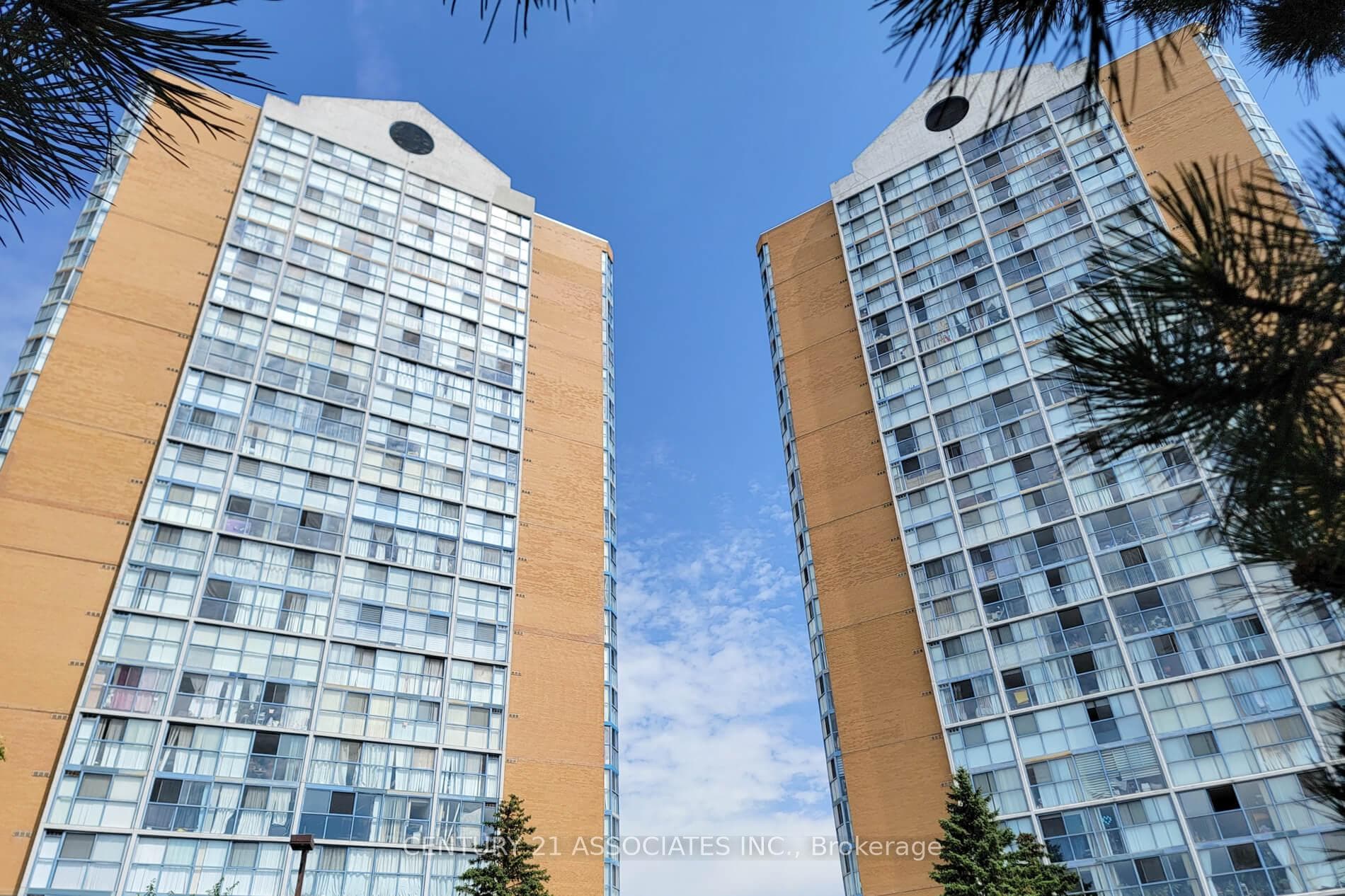 25 Trailwood Drive Unit 2005, Mississauga