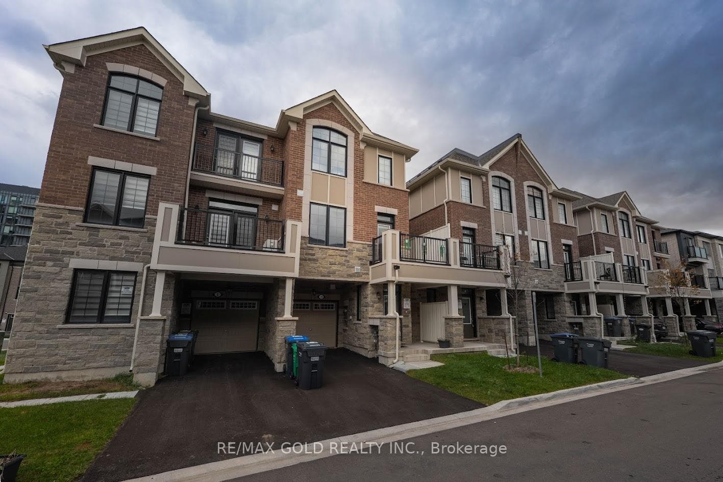 3 Melmar Street, Brampton, ON L7A 0B6 - Photo 1