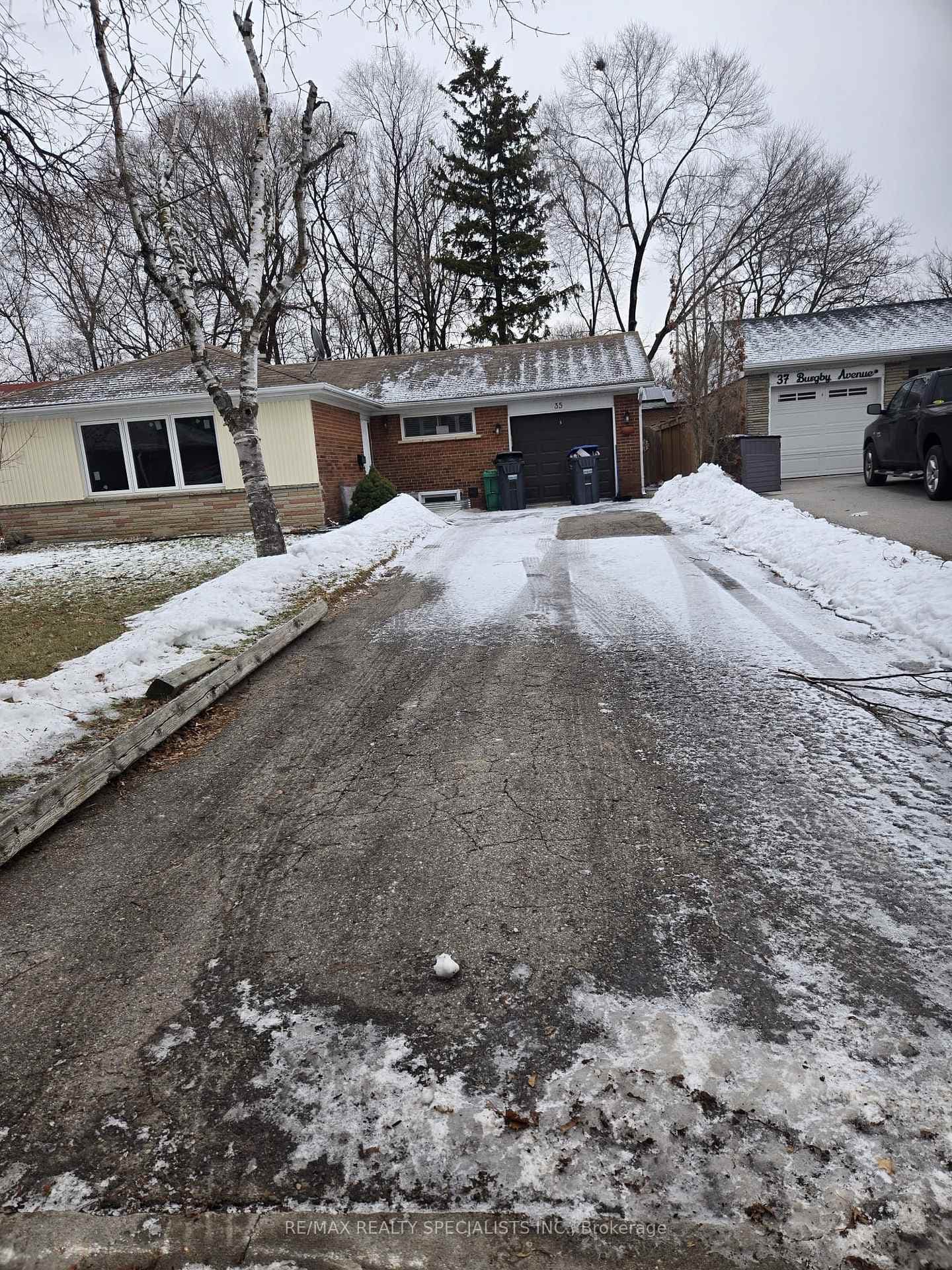 35 Burgby Avenue, Brampton, ON L6X 2G7 - Photo 1