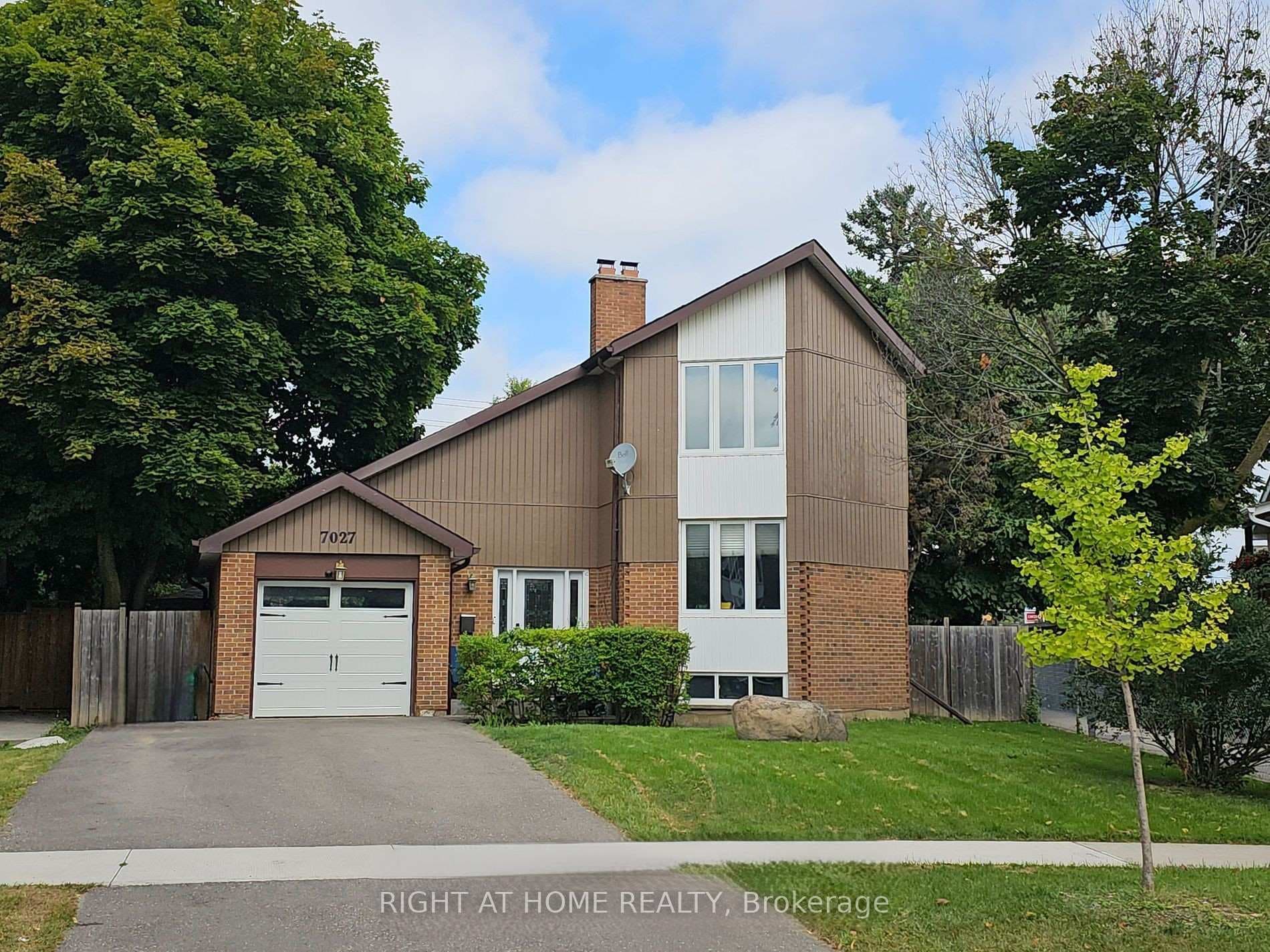 7027 Estoril Road, Mississauga, ON L5N 1N3 - Photo 1