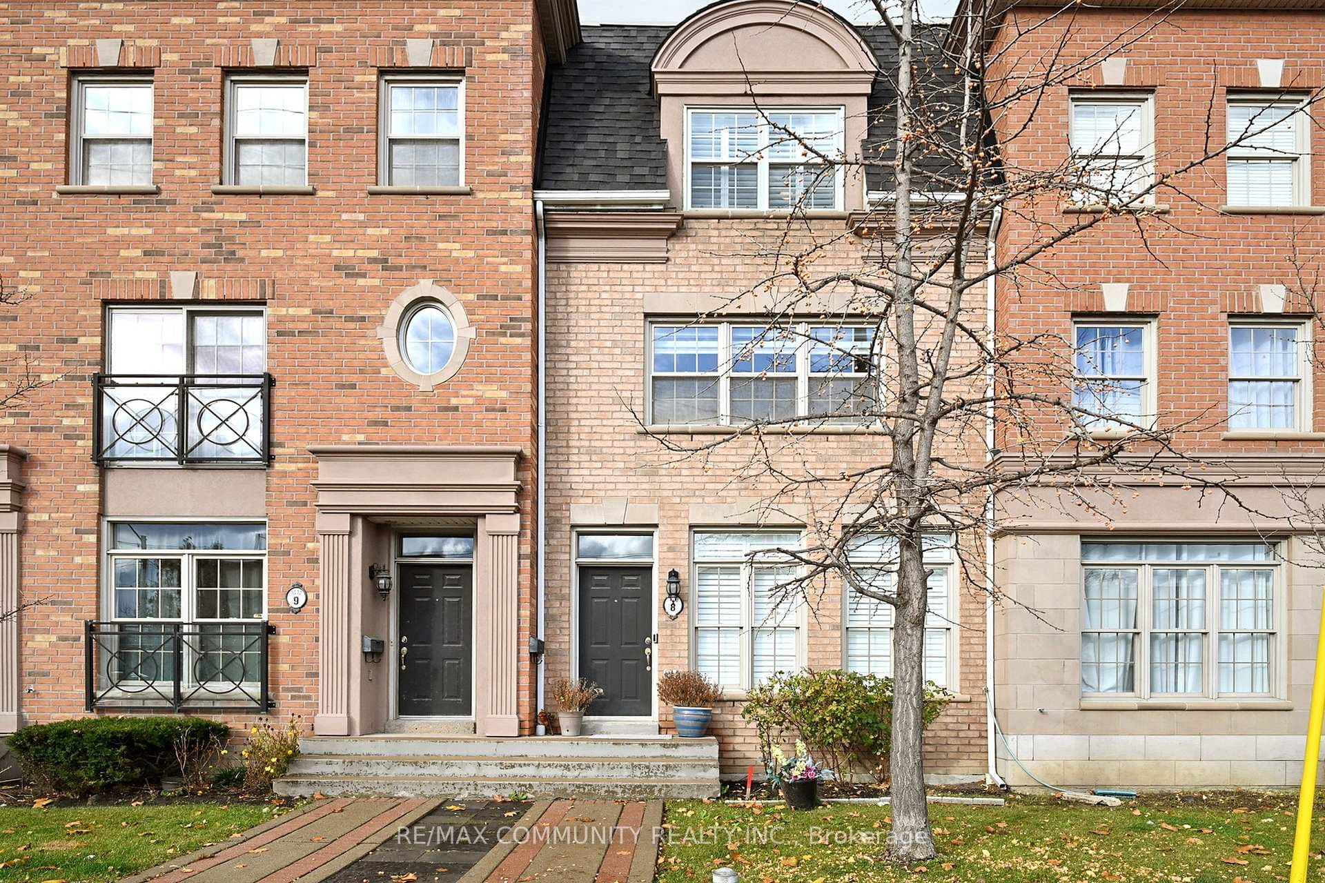 3030 Lakeshore Boulevard Unit 8, Liberty Village / Parkdale / South Parkdale, ON M8V 4C9 - Photo 1