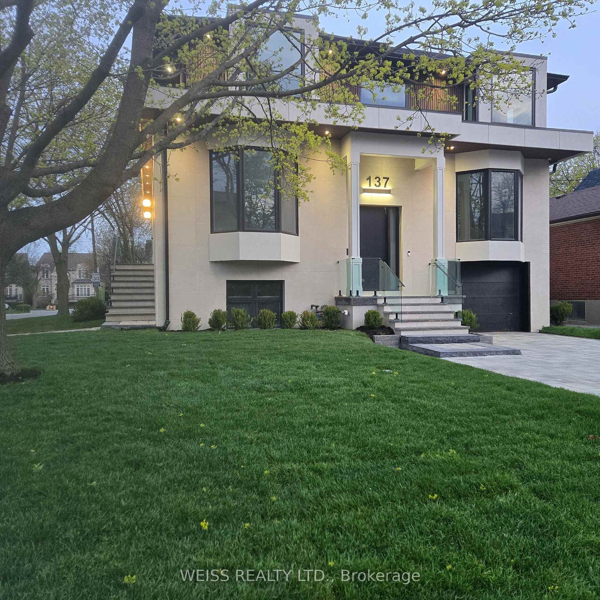 137 Bannockburn Avenue, Lawrence Park / Bedford Park, ON M5M 2N4 - Photo 1