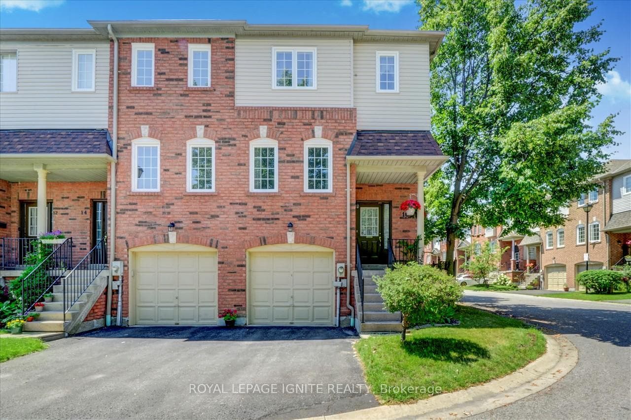 16 Aspen Park Way, Whitby
