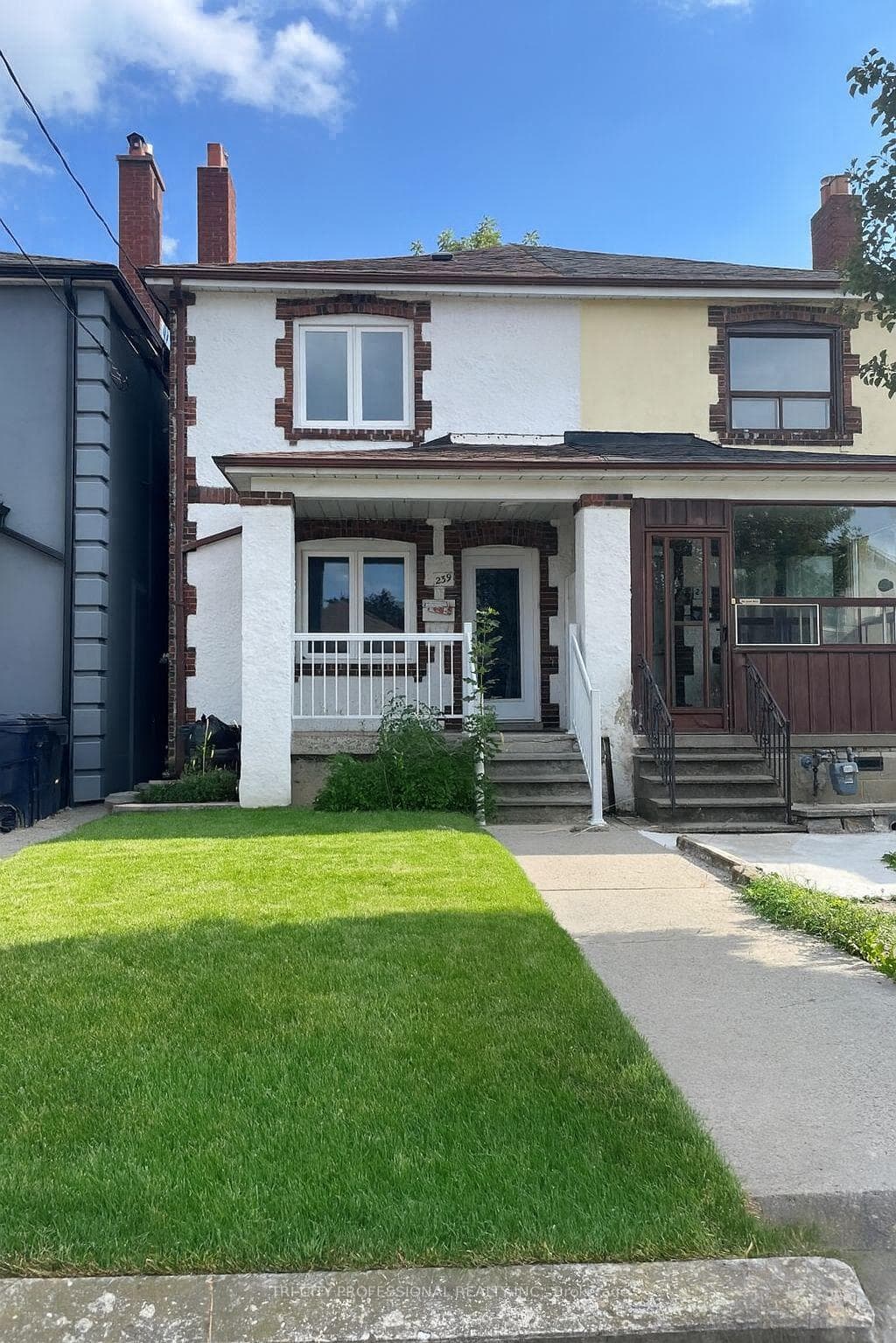 239 Dunraven Drive, Keelesdale / Eglinton West, ON M6M 1H8 - Photo 1