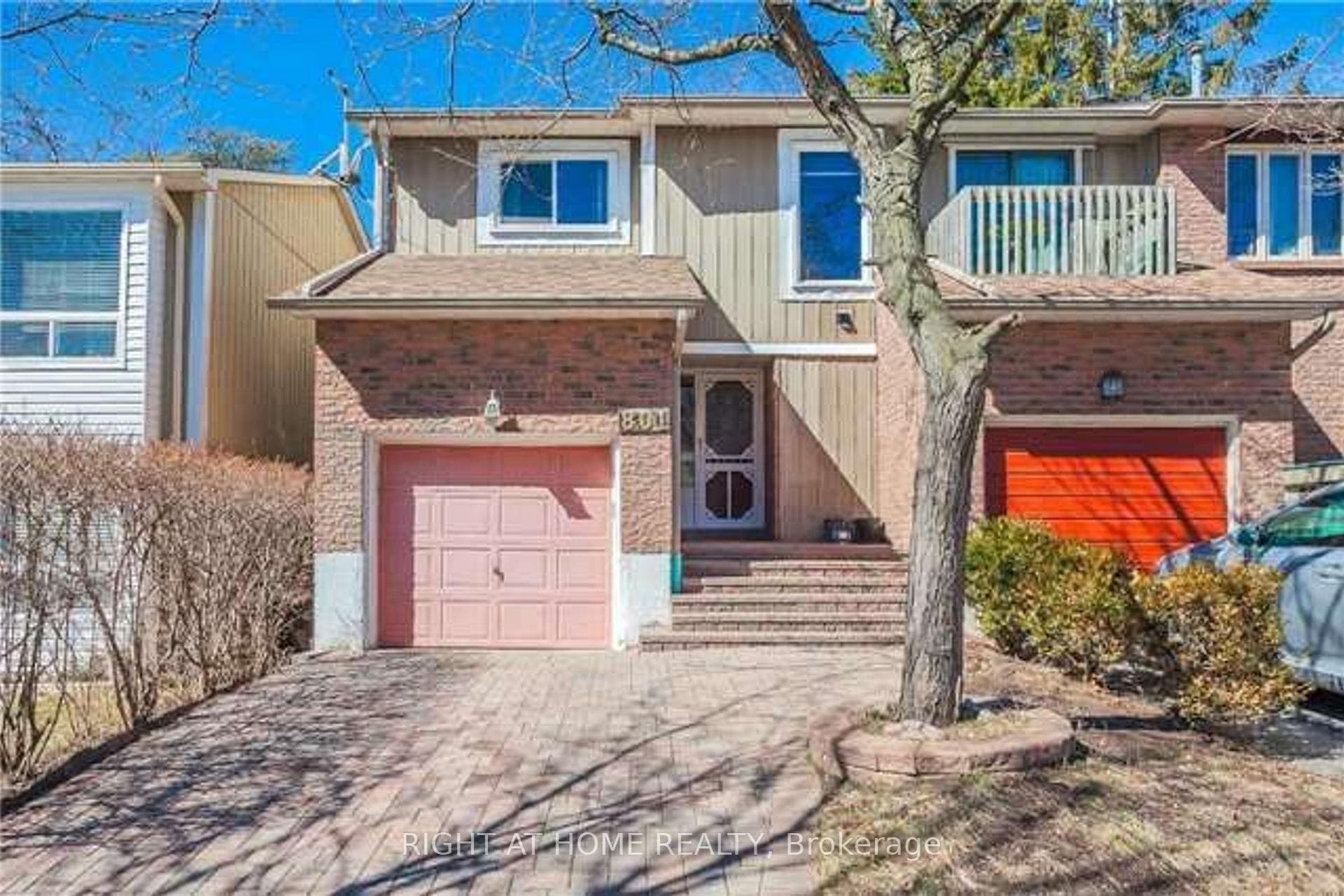 801 Edgehill Road, Mississauga, ON L5H 3Y2 - Photo 1