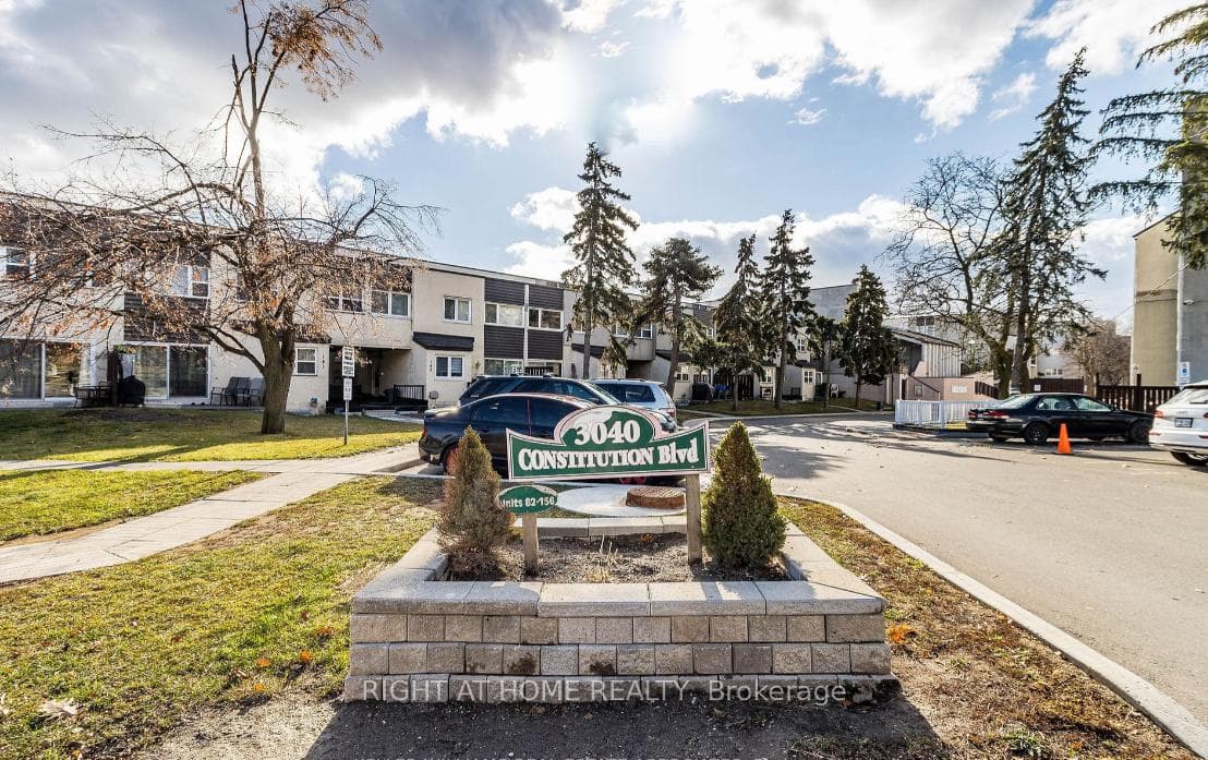 3040 Constitution Boulevard Unit 141, Mississauga, ON L4Y 3X7 - Photo 1