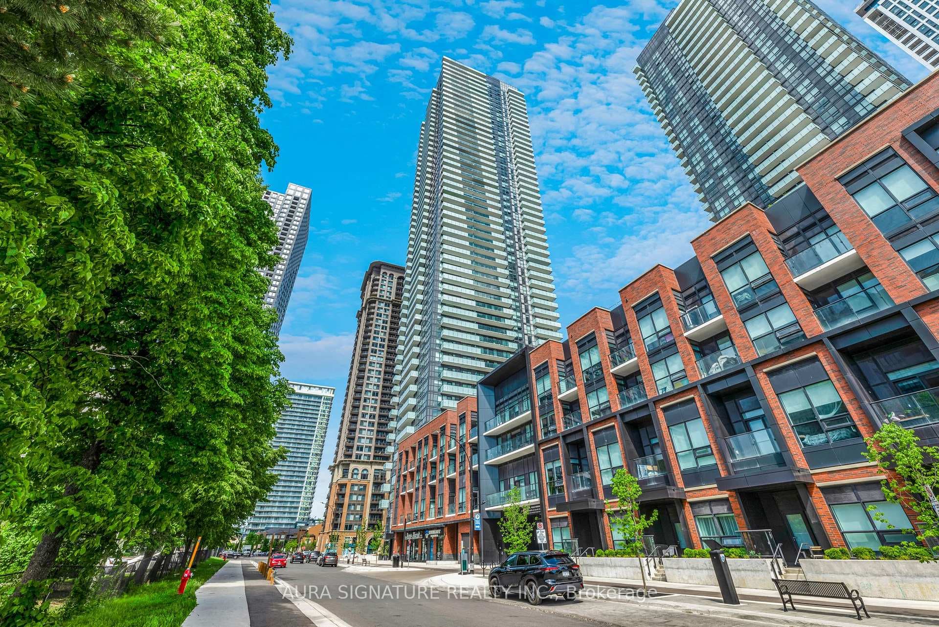 430 Square One Drive, Mississauga, ON L5B 0L6 - Photo 1