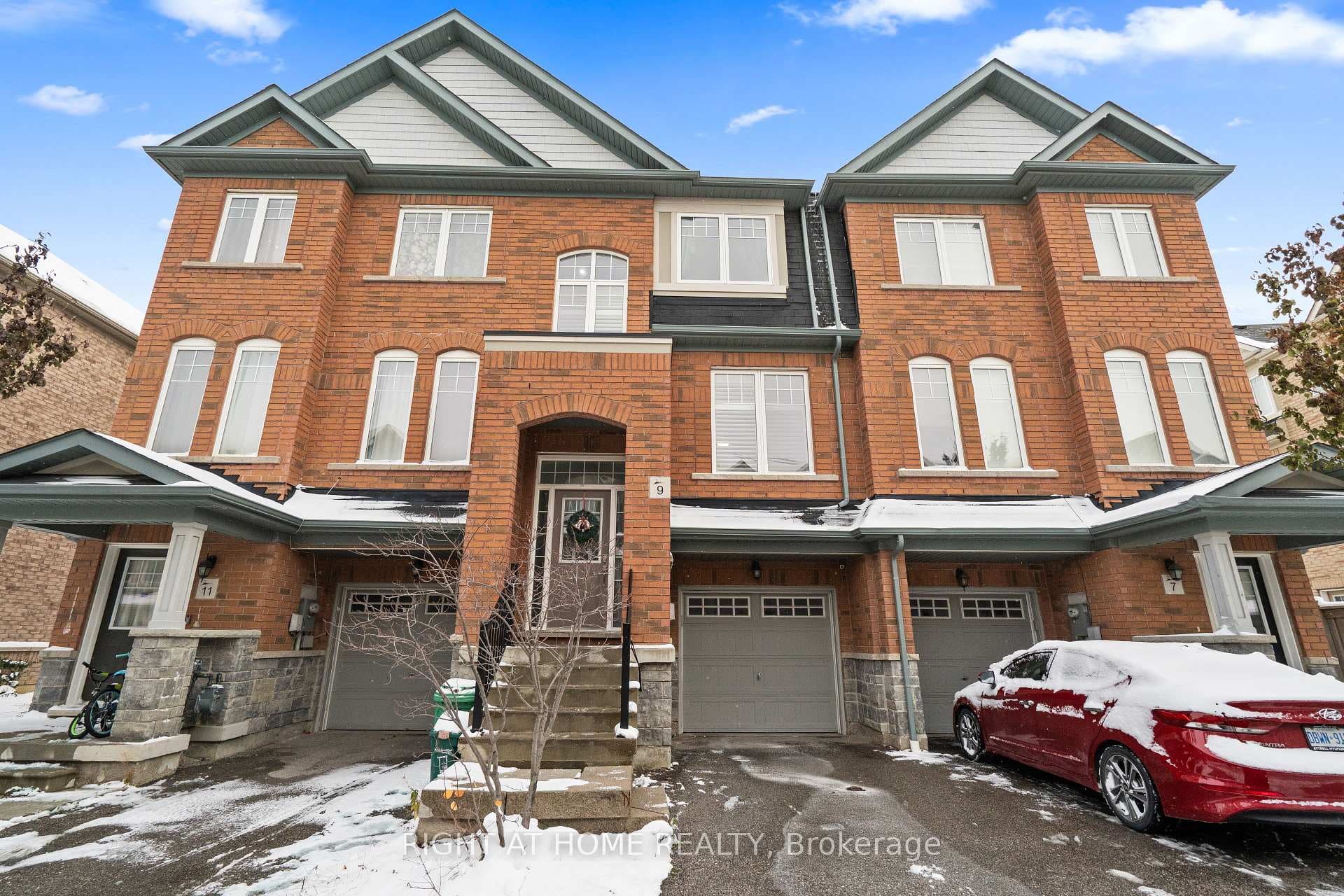 9 Magdalene Crescent, Brampton, ON L6Z 0G9 - Photo 1