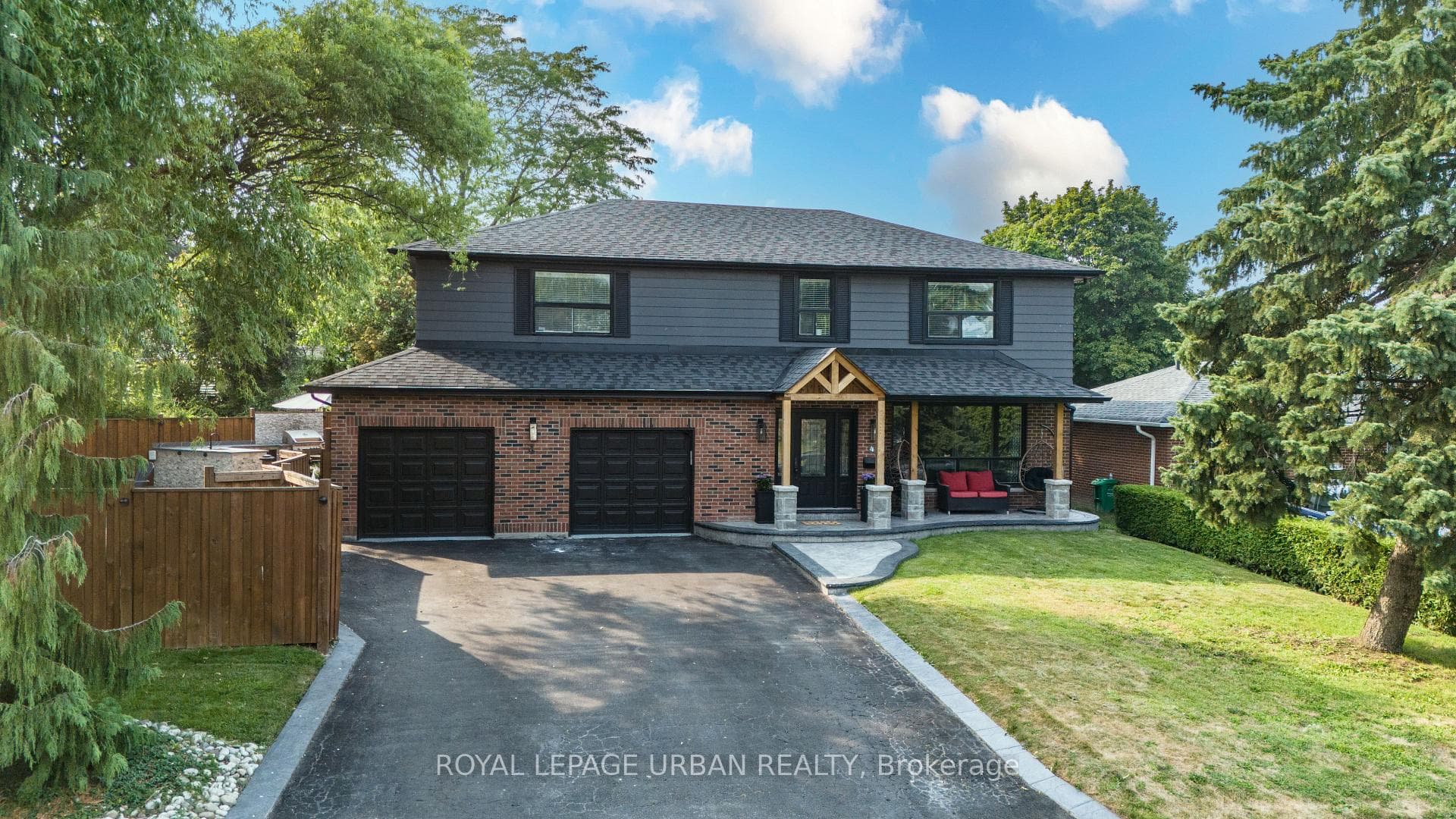 4 Deerfield Crescent, Brampton, ON L6T 1K6 - Photo 1