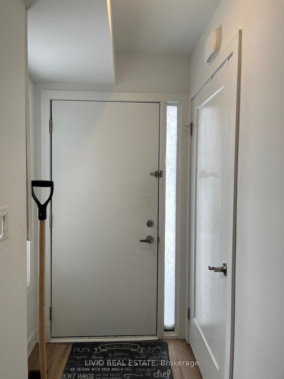 14 Marina Place, Welland, ON L3B 0N7 - Photo 1