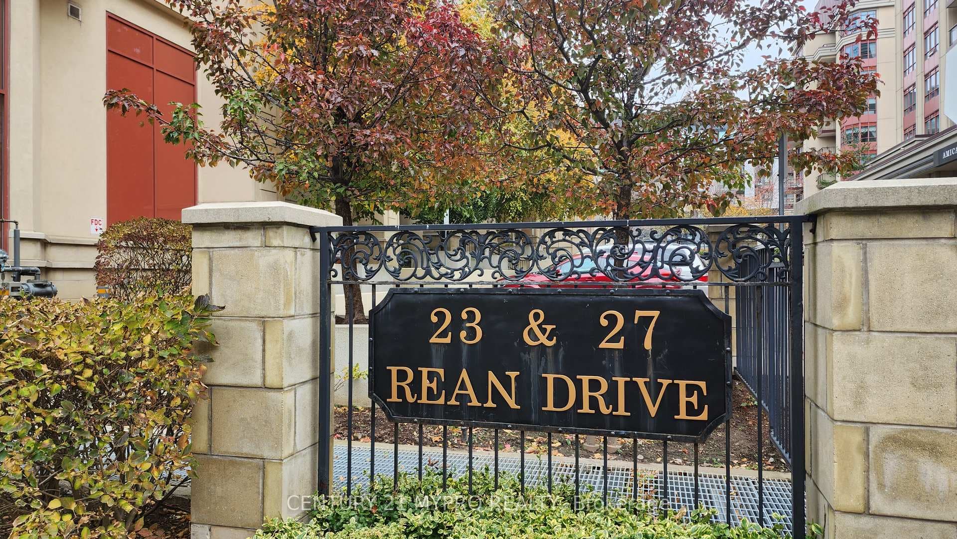 27 Rean Drive Unit 428, Hillcrest Village / Bayview Village, ON M2K 0A6 - Photo 1