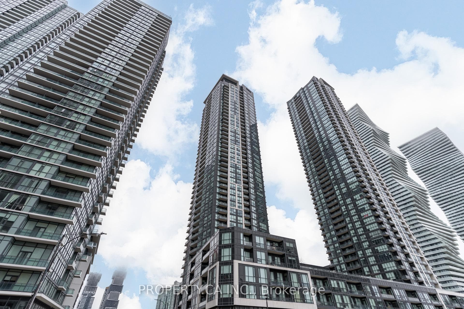 510 Curran Place Unit 3904, Mississauga, ON L5B 0J8 - Photo 1