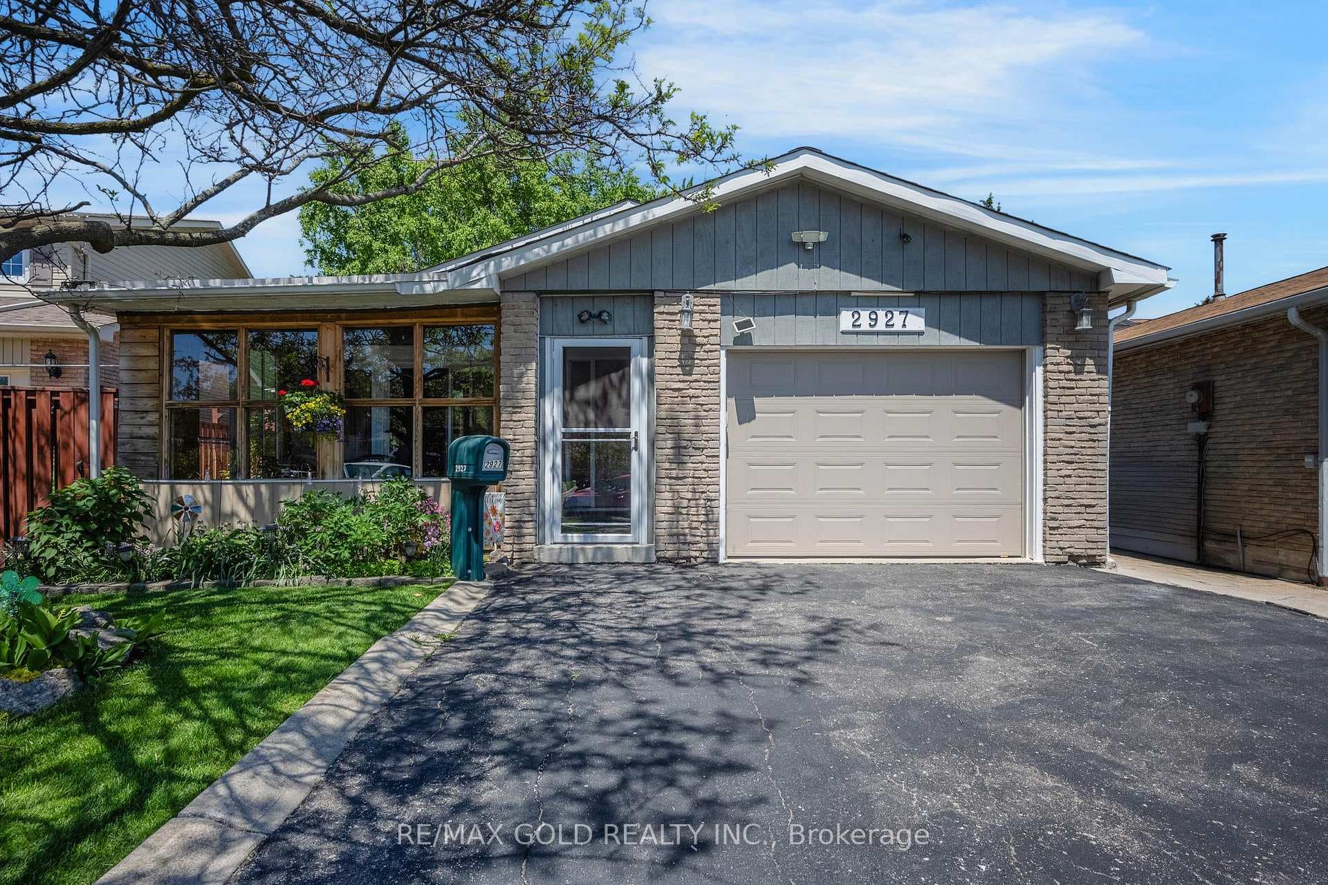 2927 Arles Mews, Mississauga, ON L5N 2N1 - Photo 1