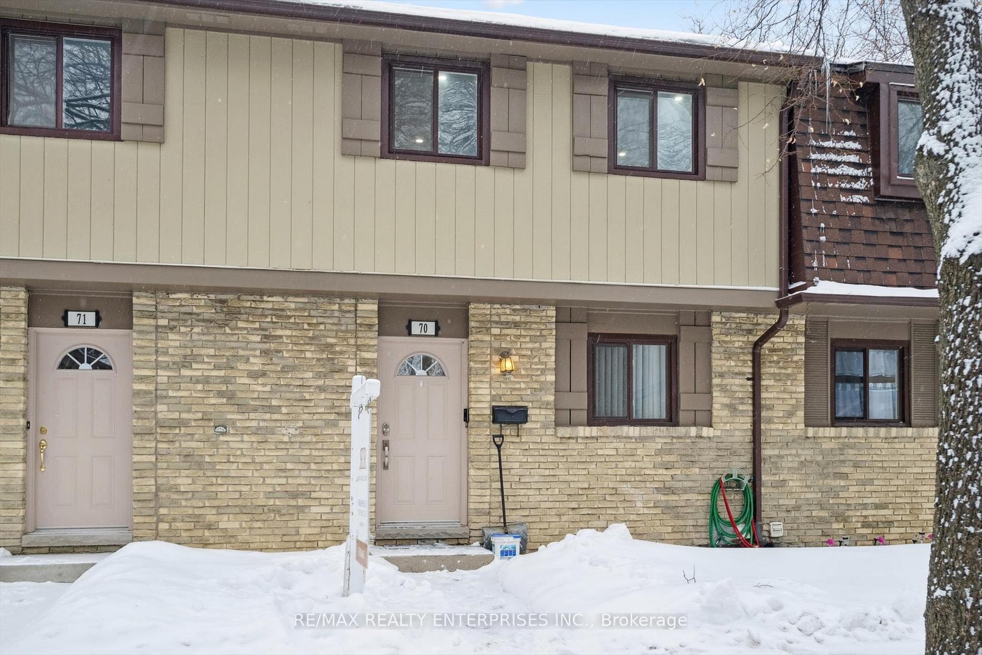 105 Hansen Road Unit 70, Brampton, ON L6V 3C9 - Photo 1