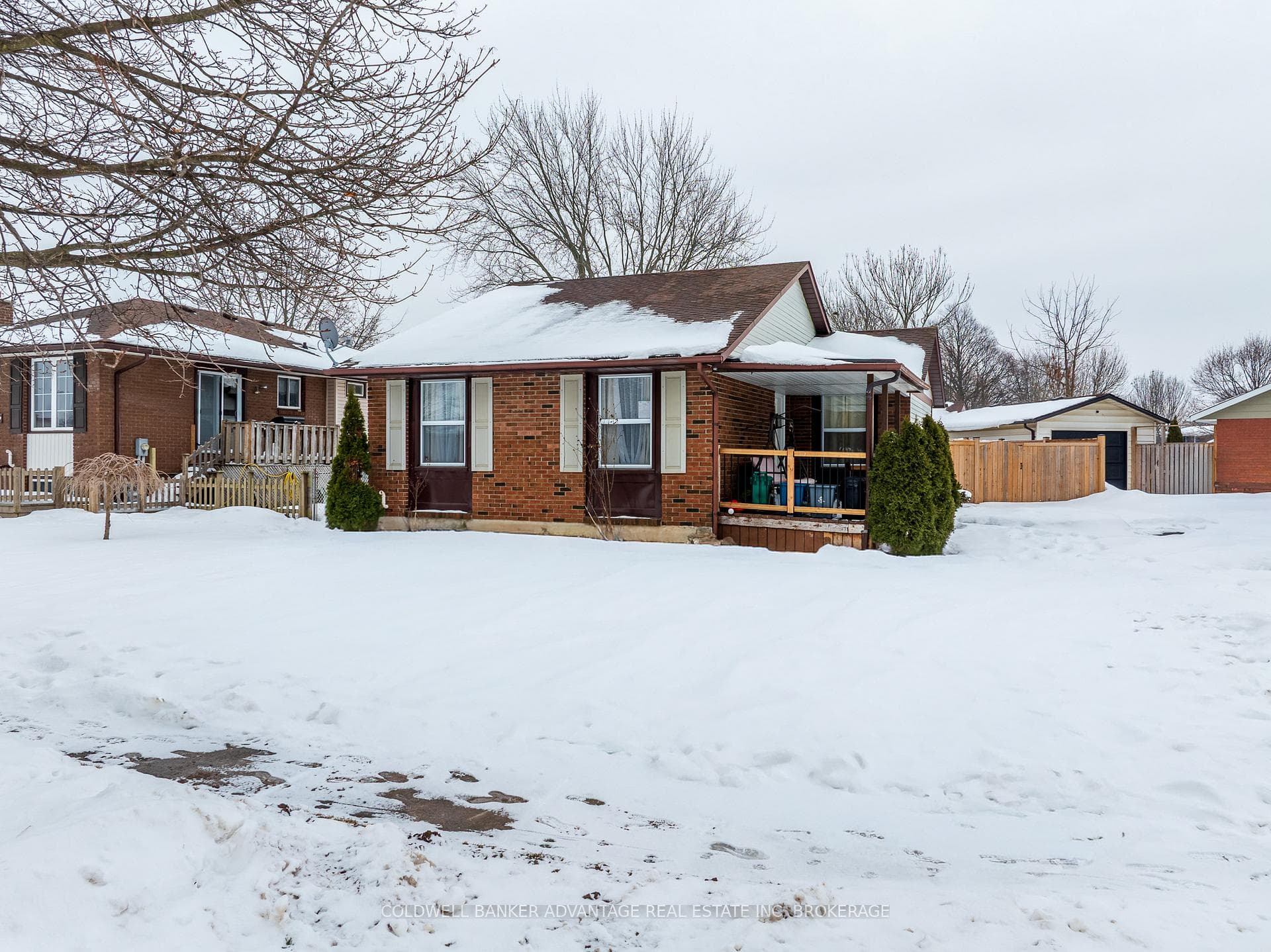 25 Newleaf Crescent, Welland, ON L3C 6B4 - Photo 1