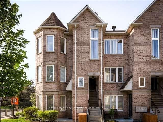 2 Brian Peck Crescent Unit TH 201, Flemingdon Park / Don Mills, ON M4G 4K4 - Photo 1