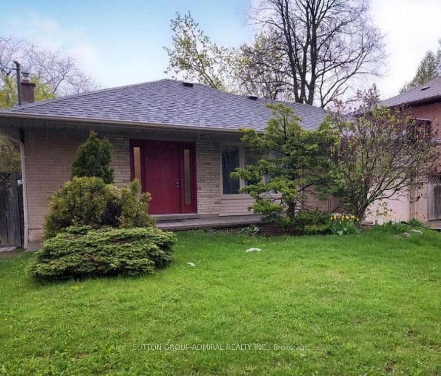 12 Caines Avenue Unit Main Flr, Thornhill / Willowdale, ON M2M 1G2 - Photo 1