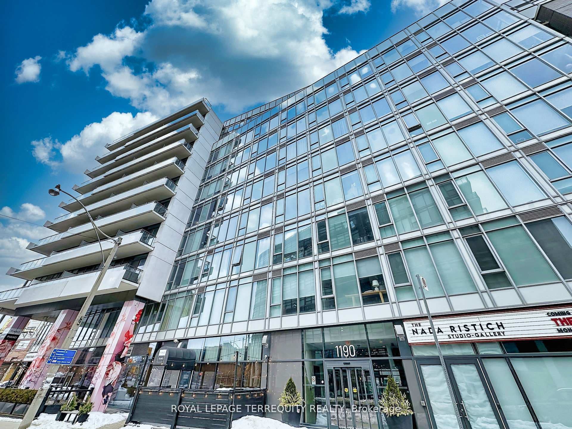 1190 Dundas Street Unit 510, Riverdale / Leslieville, ON M4M 0C5 - Photo 1