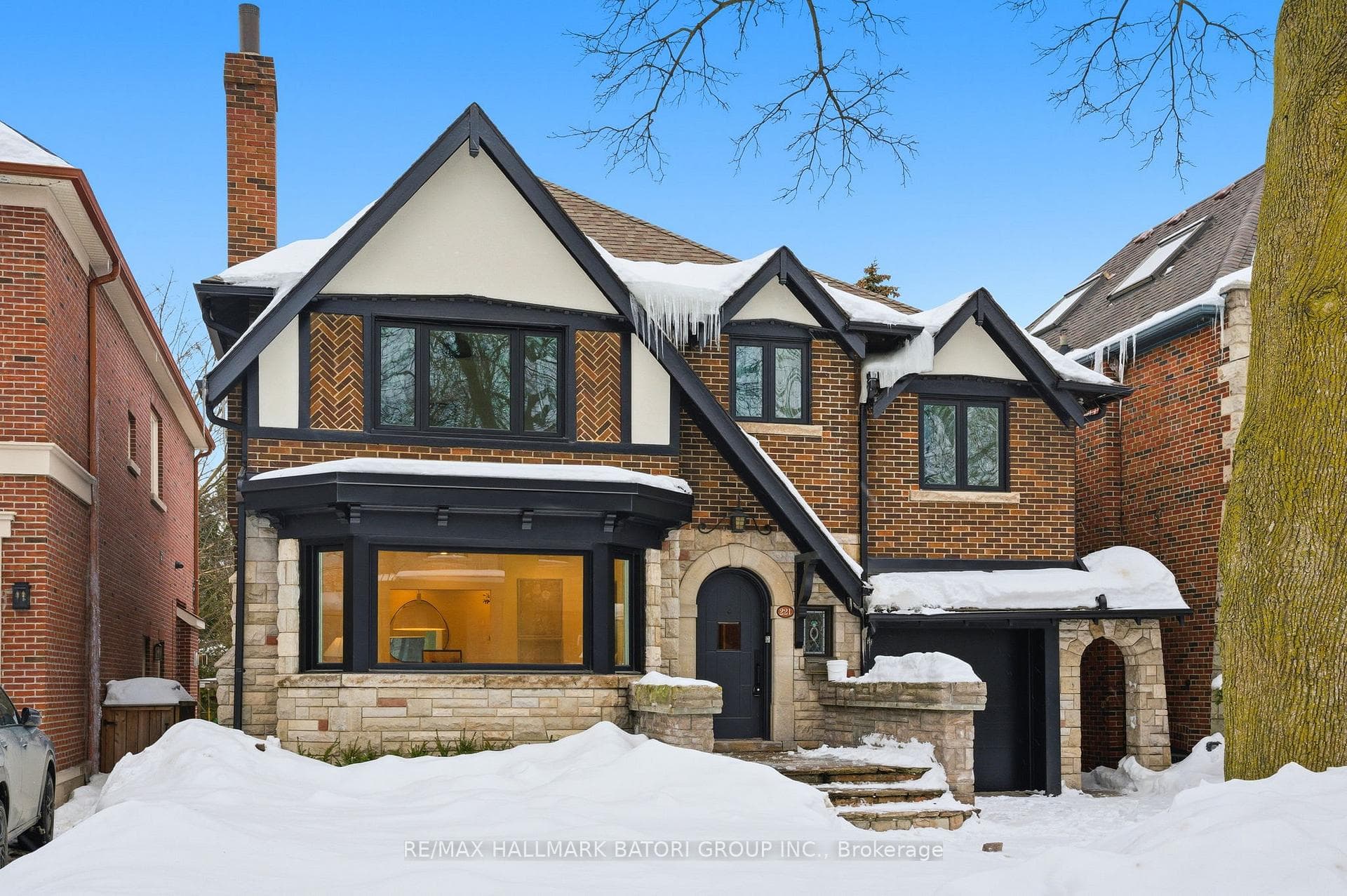 221 Richview Avenue, Forest Hill / Deer Park, ON M5P 3G2 - Photo 1
