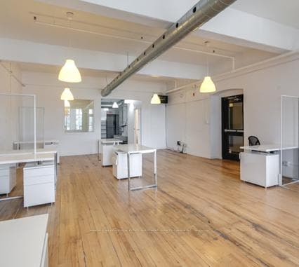 639 Queen Street Unit 402/403, Toronto C01