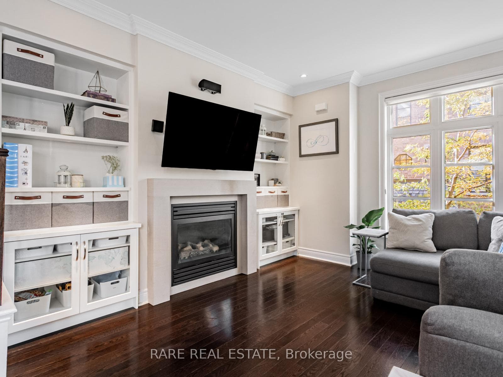 1812 Burnhamthorpe Road Unit 114, Mississauga, ON L4X 0A3 - Photo 1