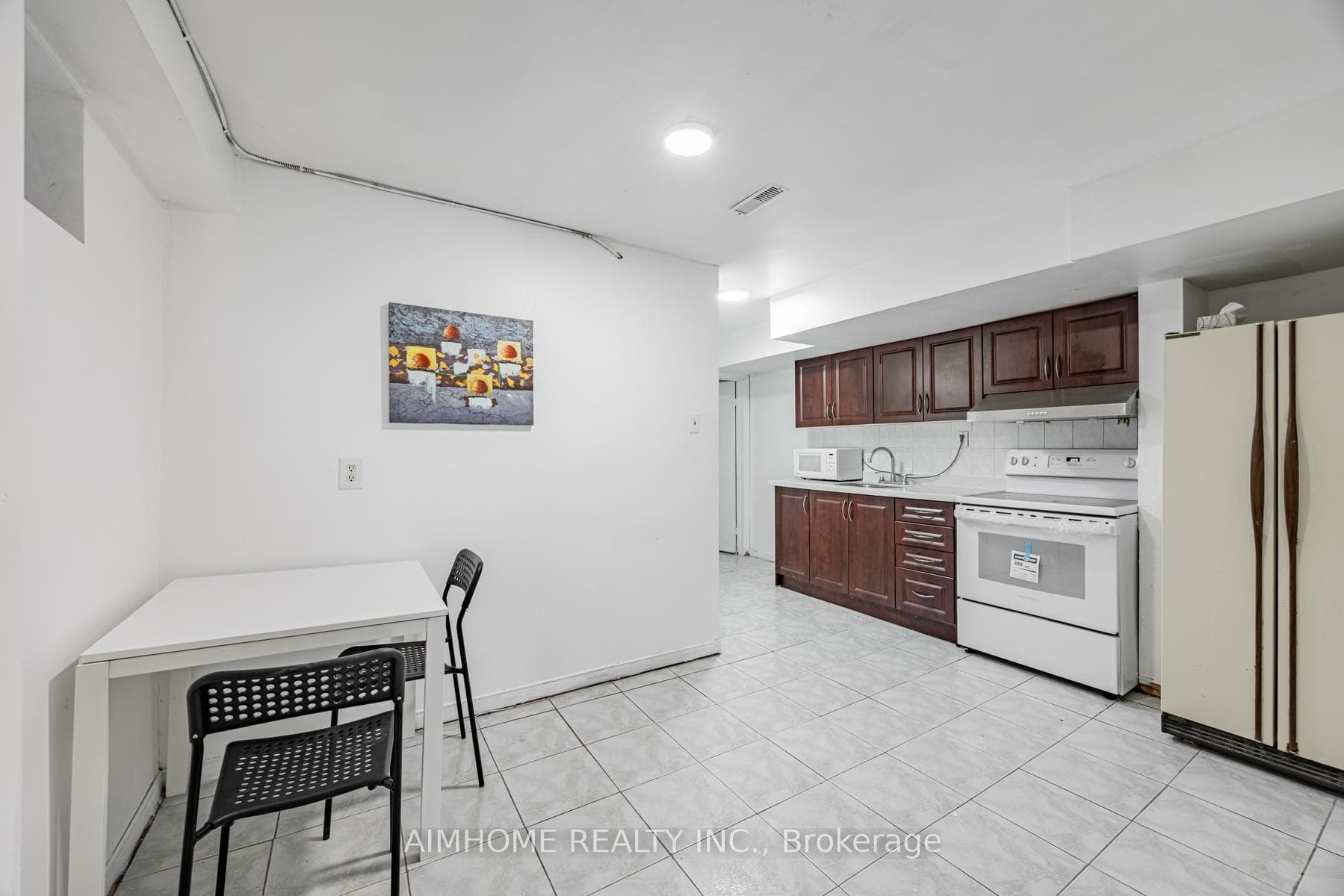 144 Wolseley Street Unit B2, Toronto C01