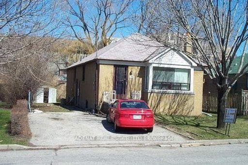 146 Fairholme Avenue Unit Bach, Toronto C04
