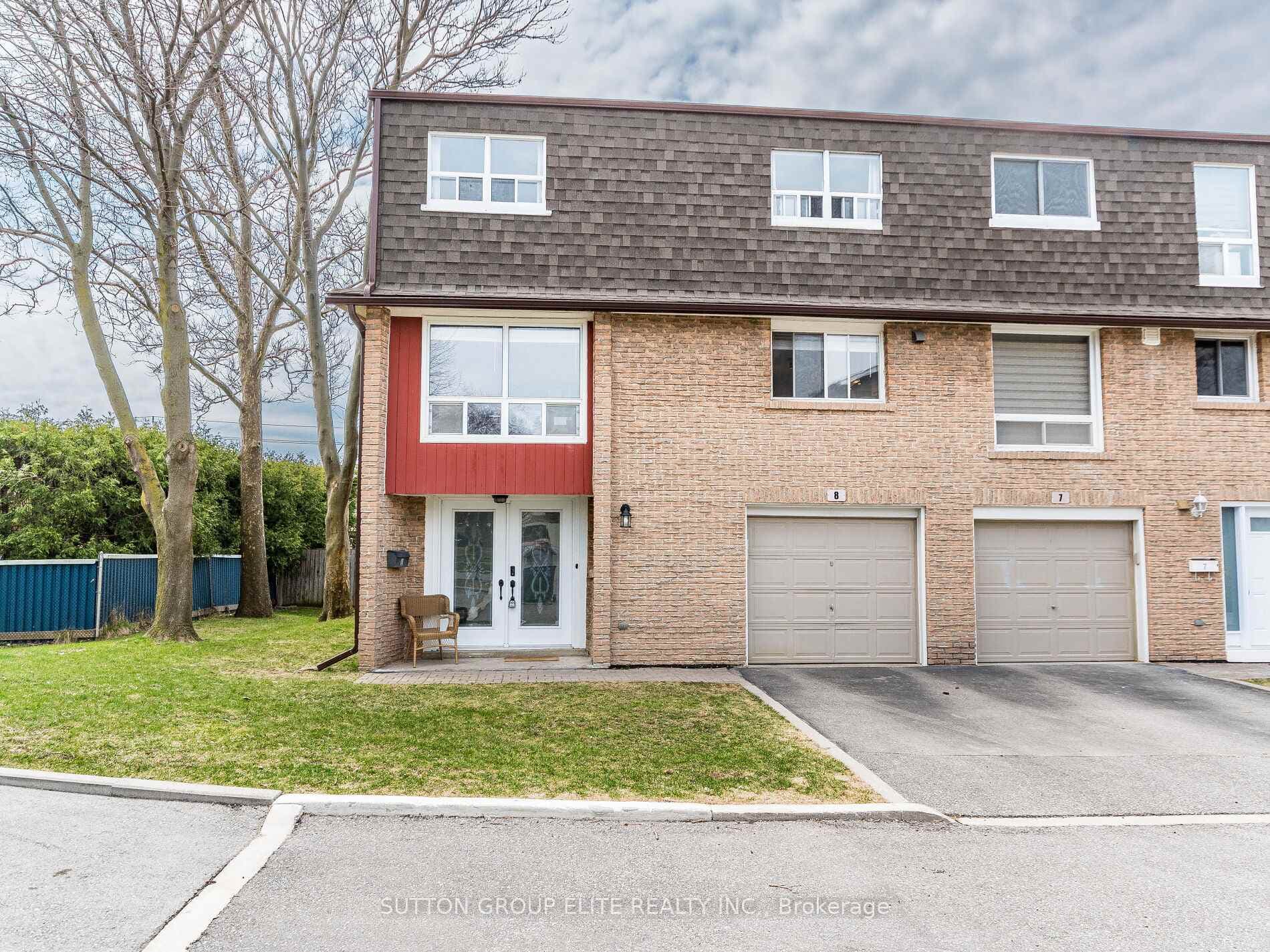 640 Rathburn Road Unit 8, Mississauga, ON L4Z 1C6 - Photo 1