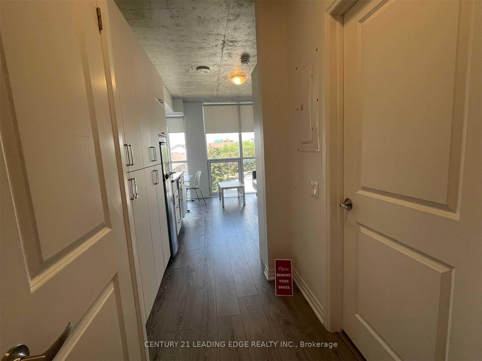 1900 SIMCOE Street Unit 422, Oshawa, ON L1G 0C1 - Photo 1