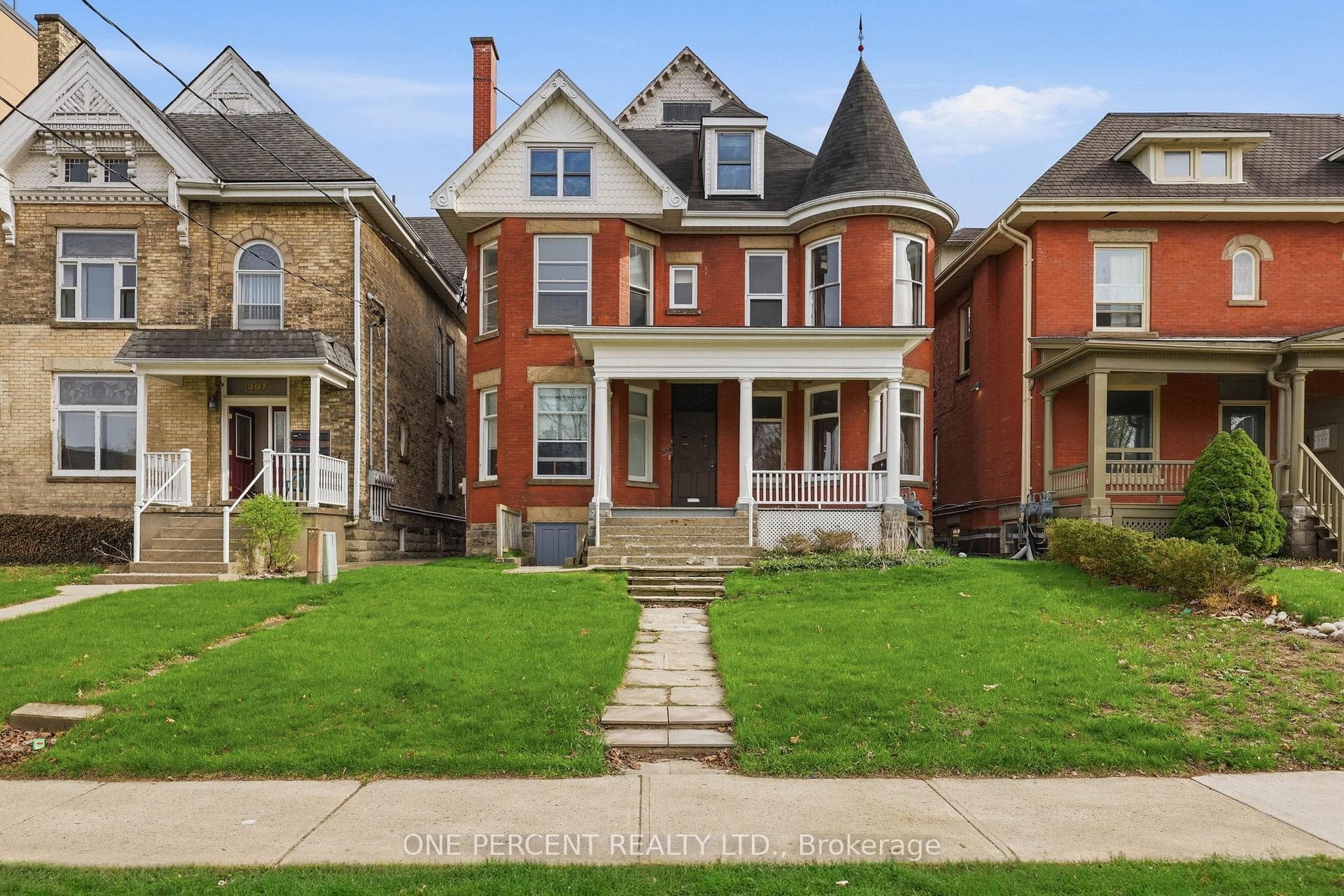 305 Central Avenue, London East, ON N6B 2C9 - Photo 1
