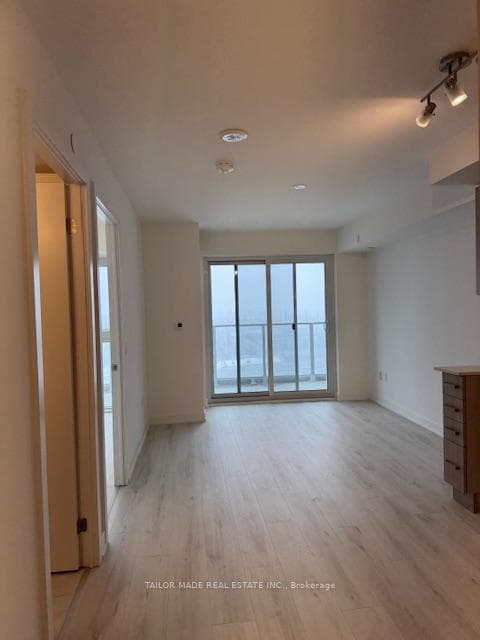 1010 Sandy Beach Road Unit 2412, Pickering, ON L1W 3V9 - Photo 1