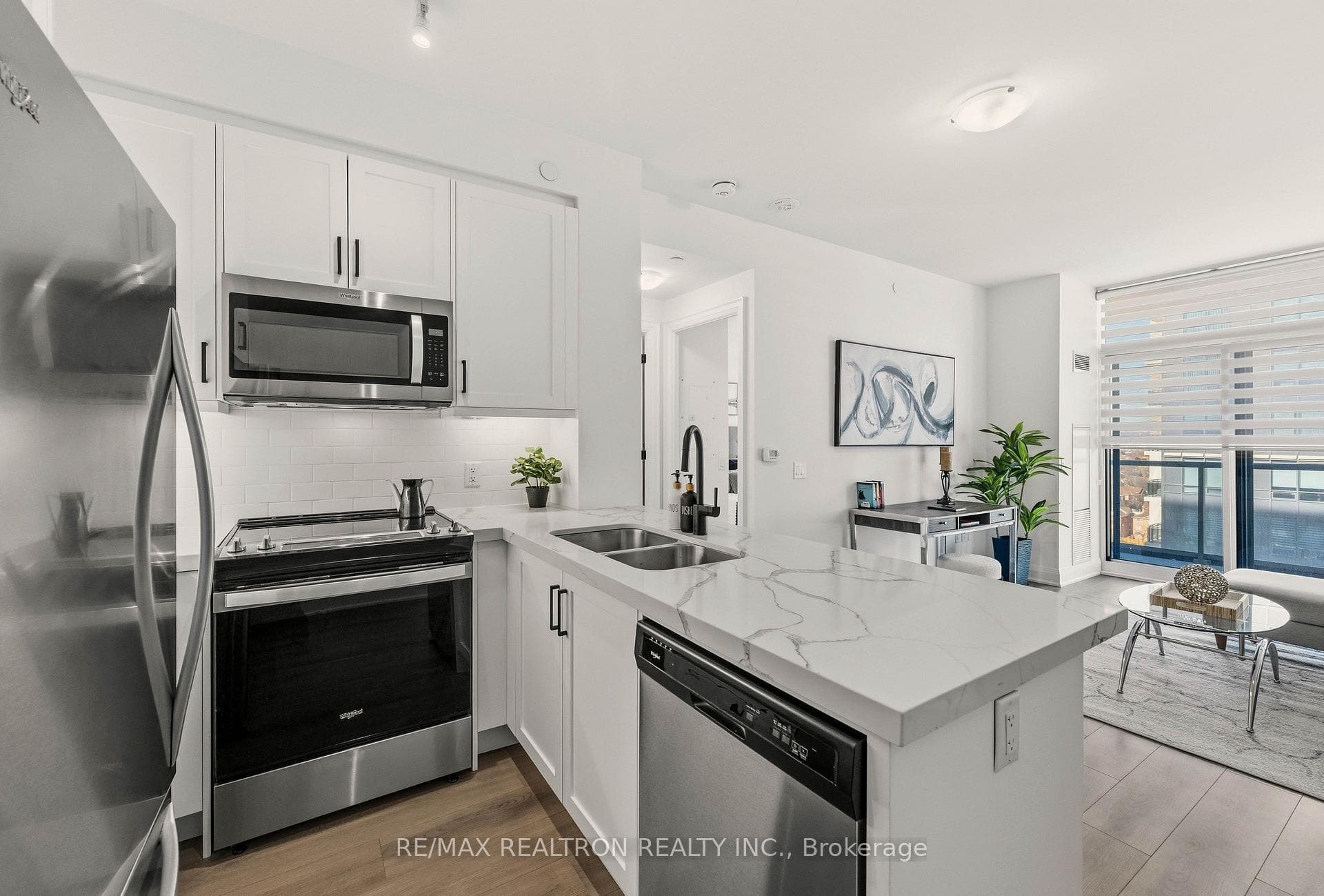 20 Gatineau Drive Unit 1301, Vaughan