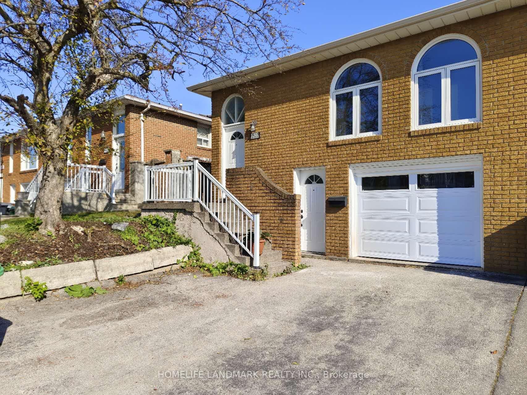 2527 Kingsberry Crescent Unit lower, Mississauga, ON L5B 2K7 - Photo 1