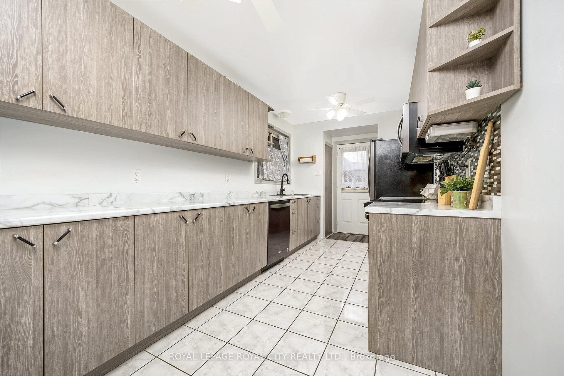 100 Cloverdale Drive, Brampton