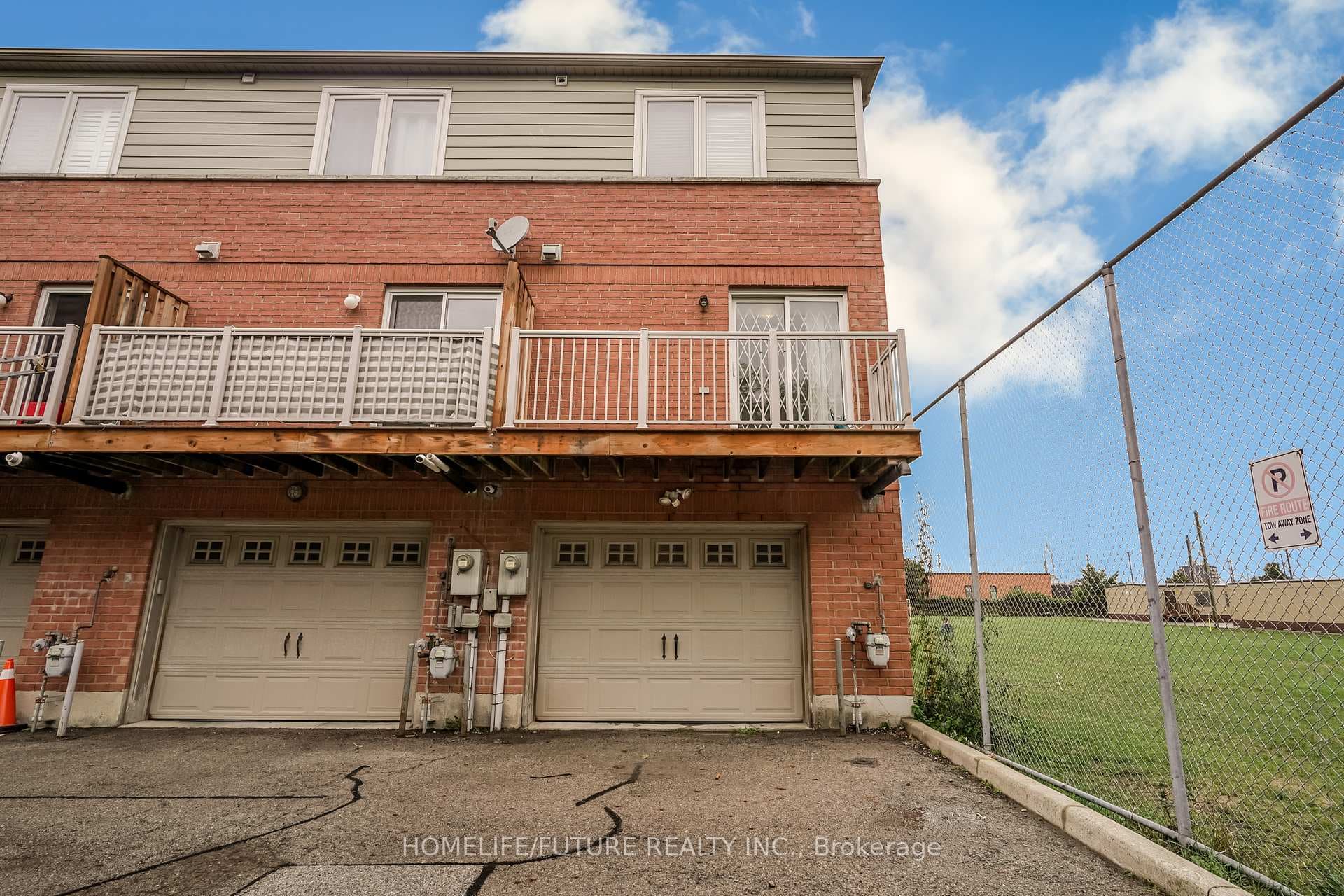 15 Florist Lane, Rouge / Port Union / Malvern, ON M1E 0A4 - Photo 1