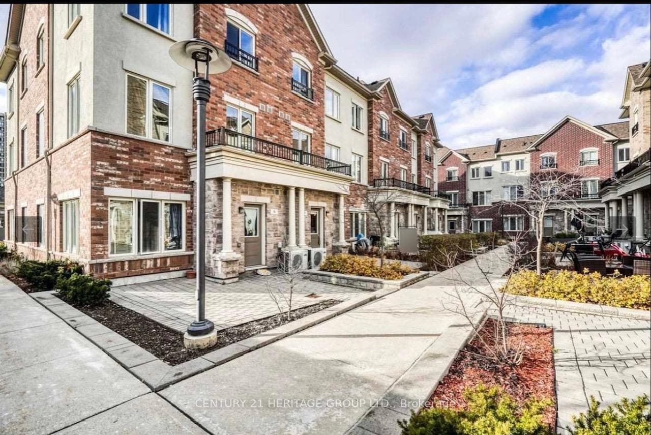 21 Coneflower Crescent Unit 07, Thornhill / Willowdale, ON M2R 0A5 - Photo 1
