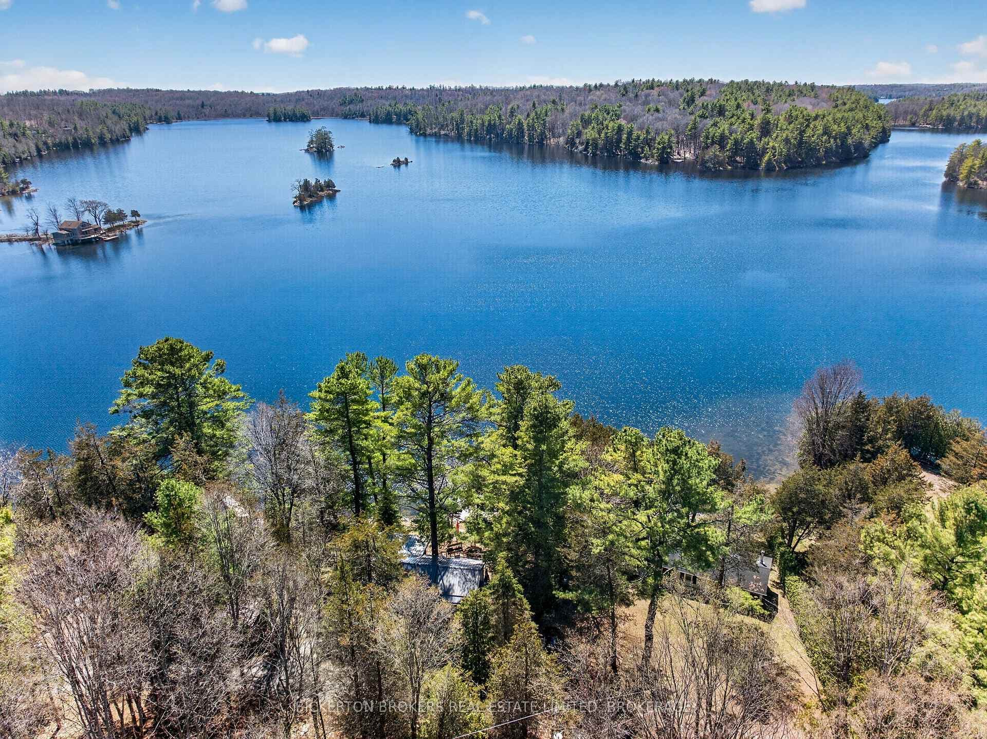 922 Fiddlehead Lane, Leeds and the Thousand Islands